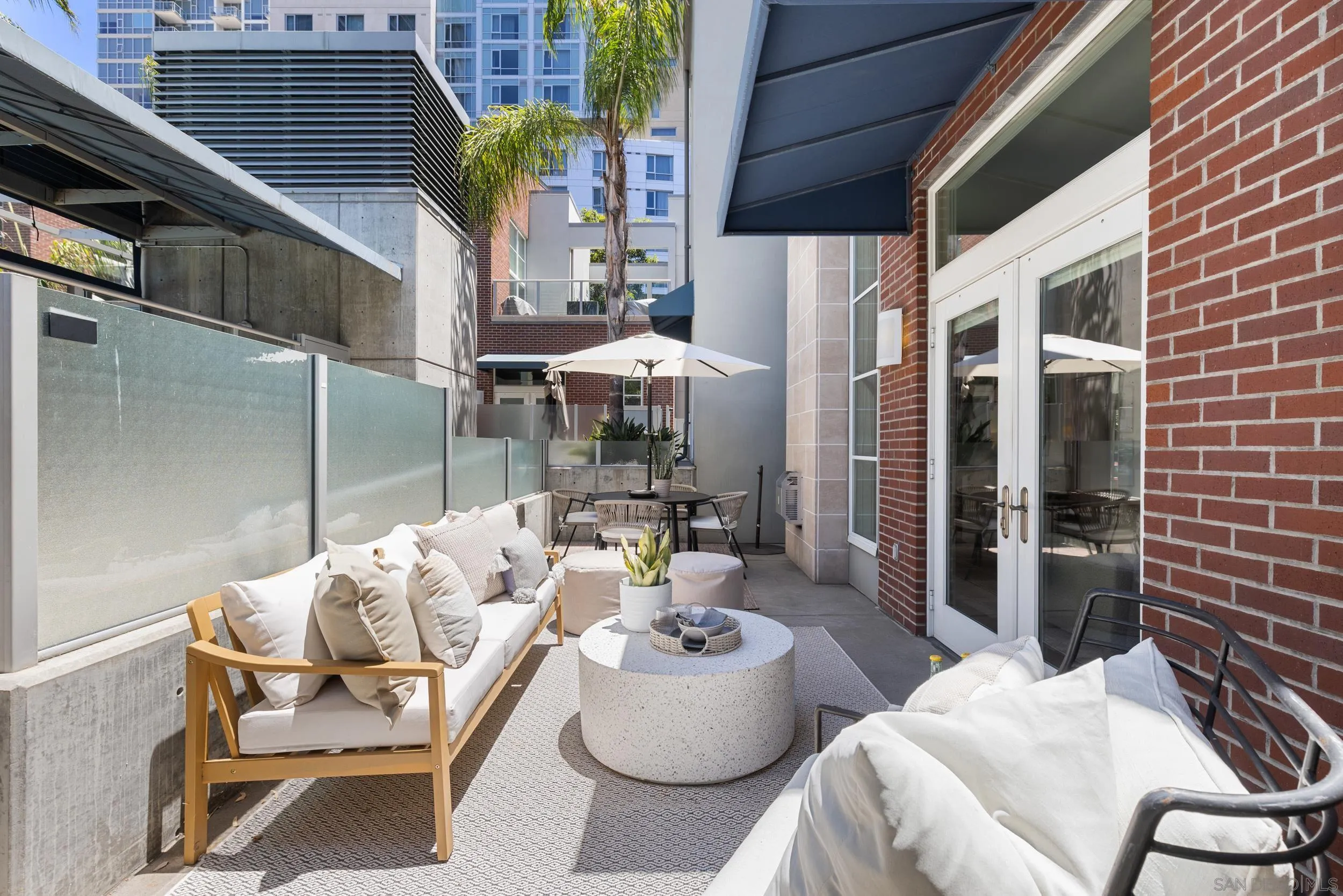 https://cdn.realtyfeed.com/cdn/127/260016128/01ba74446f5485e92d0a2ca0eb30ae0b.webp
