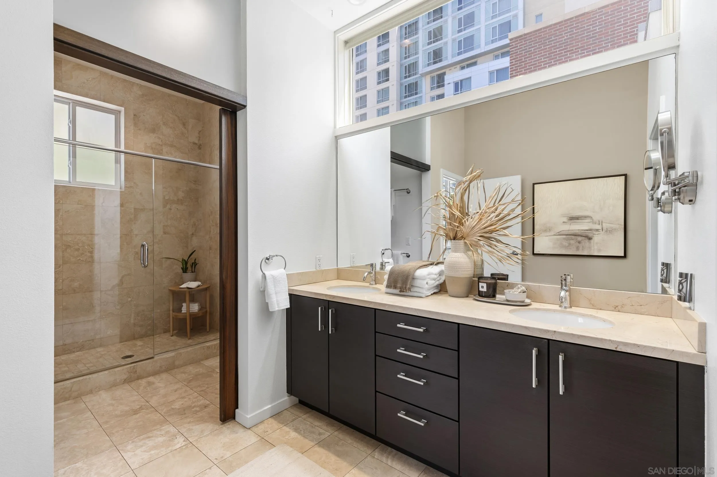 https://cdn.realtyfeed.com/cdn/127/260016128/7669262a67a161bde32b4438926bc396.webp