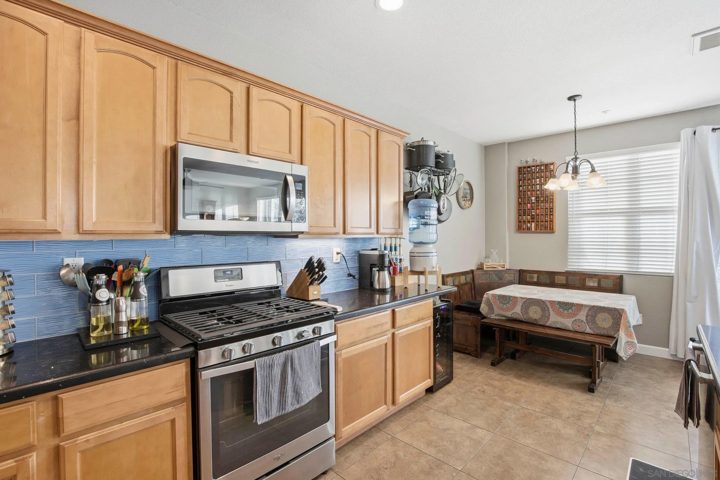 Photo #8: 260016129 Listing: Photo #8