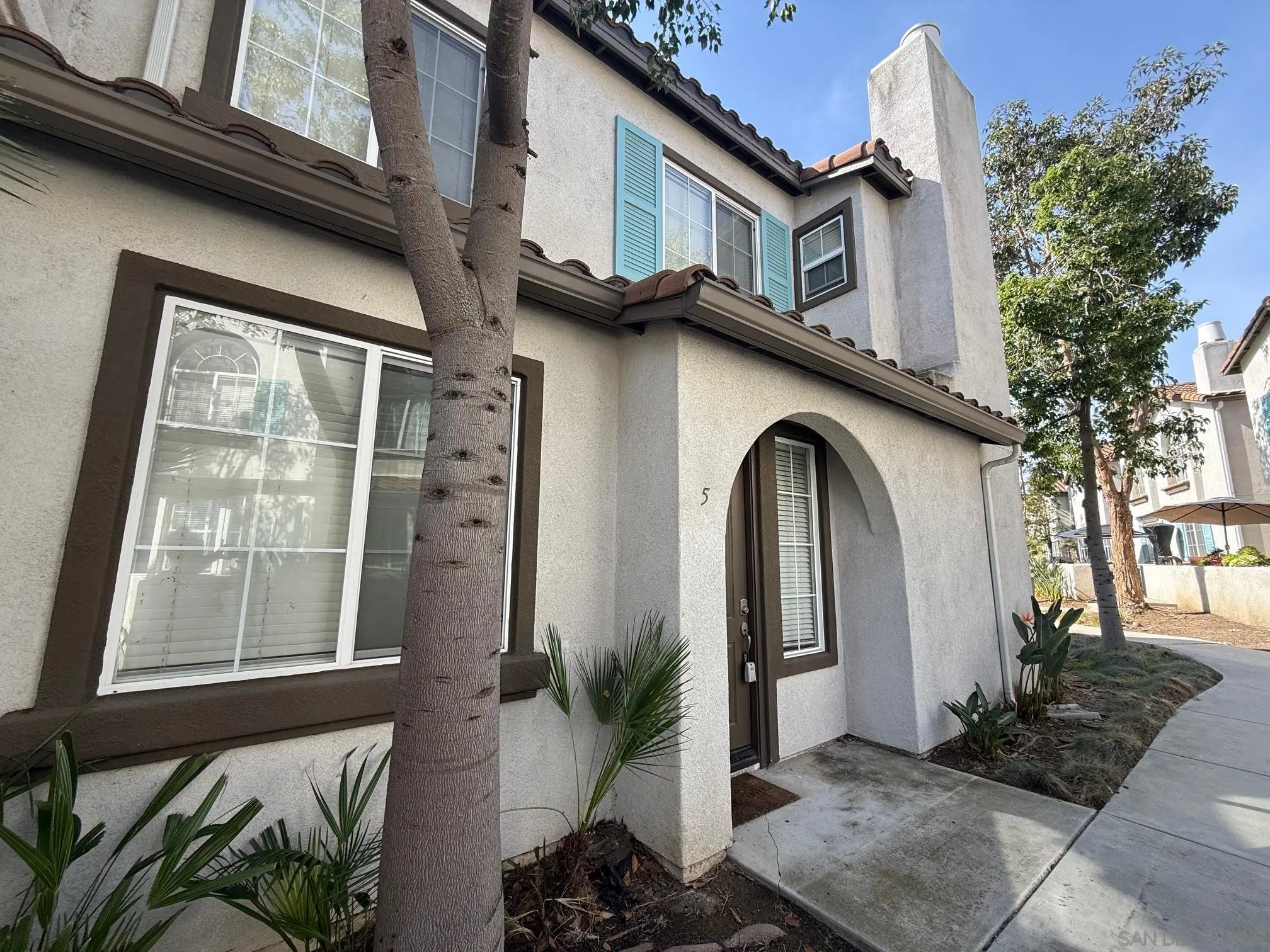 Photo #2: 260016129 Listing: Photo #2