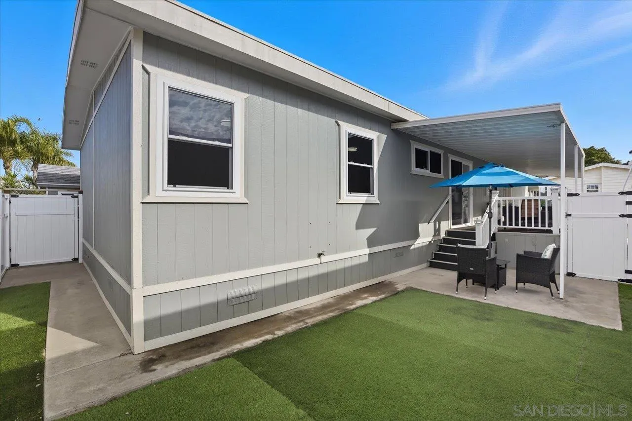 https://cdn.realtyfeed.com/cdn/127/260016132/0486f435a133cb487bfdc8495e3af438.webp