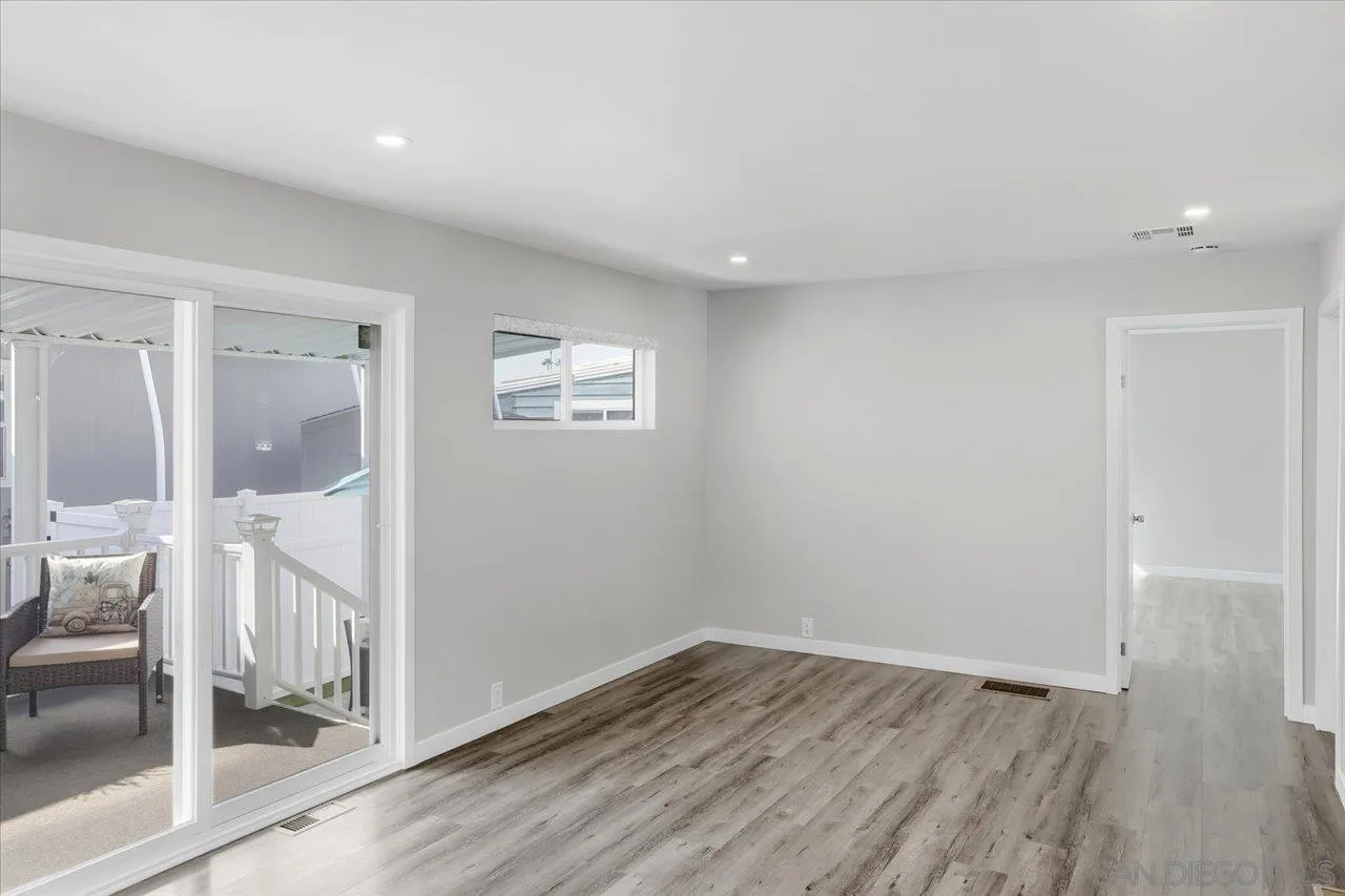 https://cdn.realtyfeed.com/cdn/127/260016132/45e4cc0f2923eb9a34d5c9b4aa7c3bfc.webp