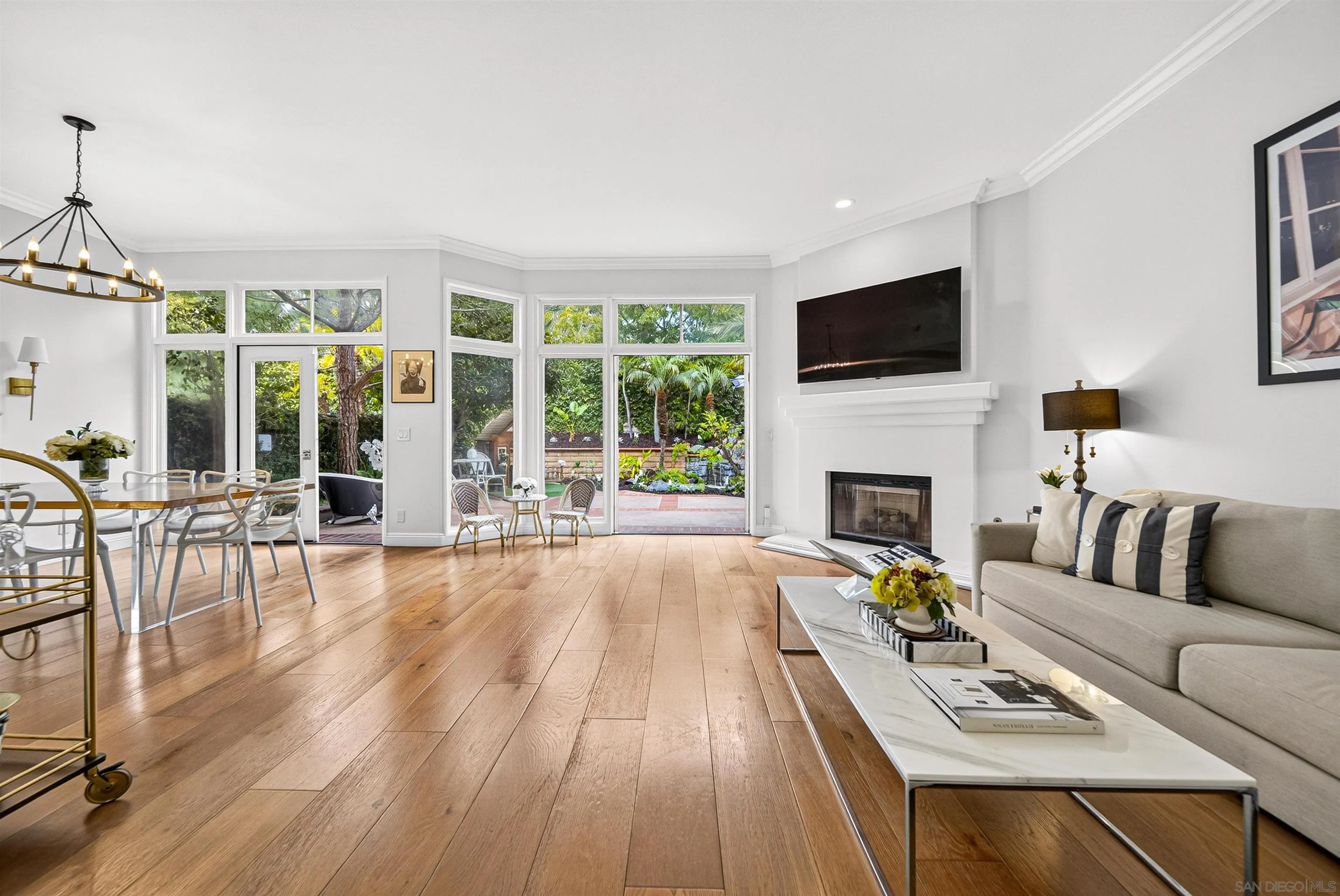 https://cdn.realtyfeed.com/cdn/127/260016133/42f7820c4f540e48cf2b096c3f965832.webp