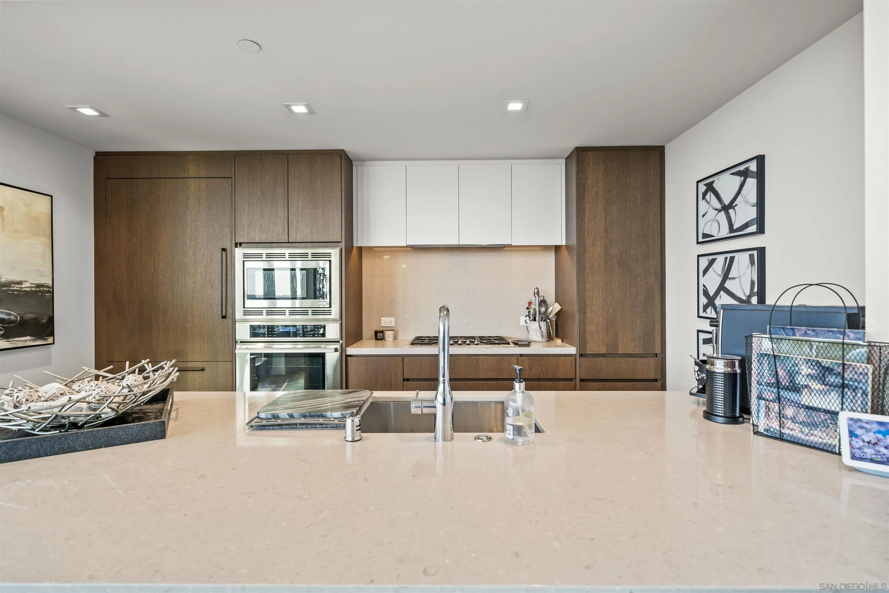 https://cdn.realtyfeed.com/cdn/127/260016134/0909285f5e3b77f922b273b77bba2555.webp