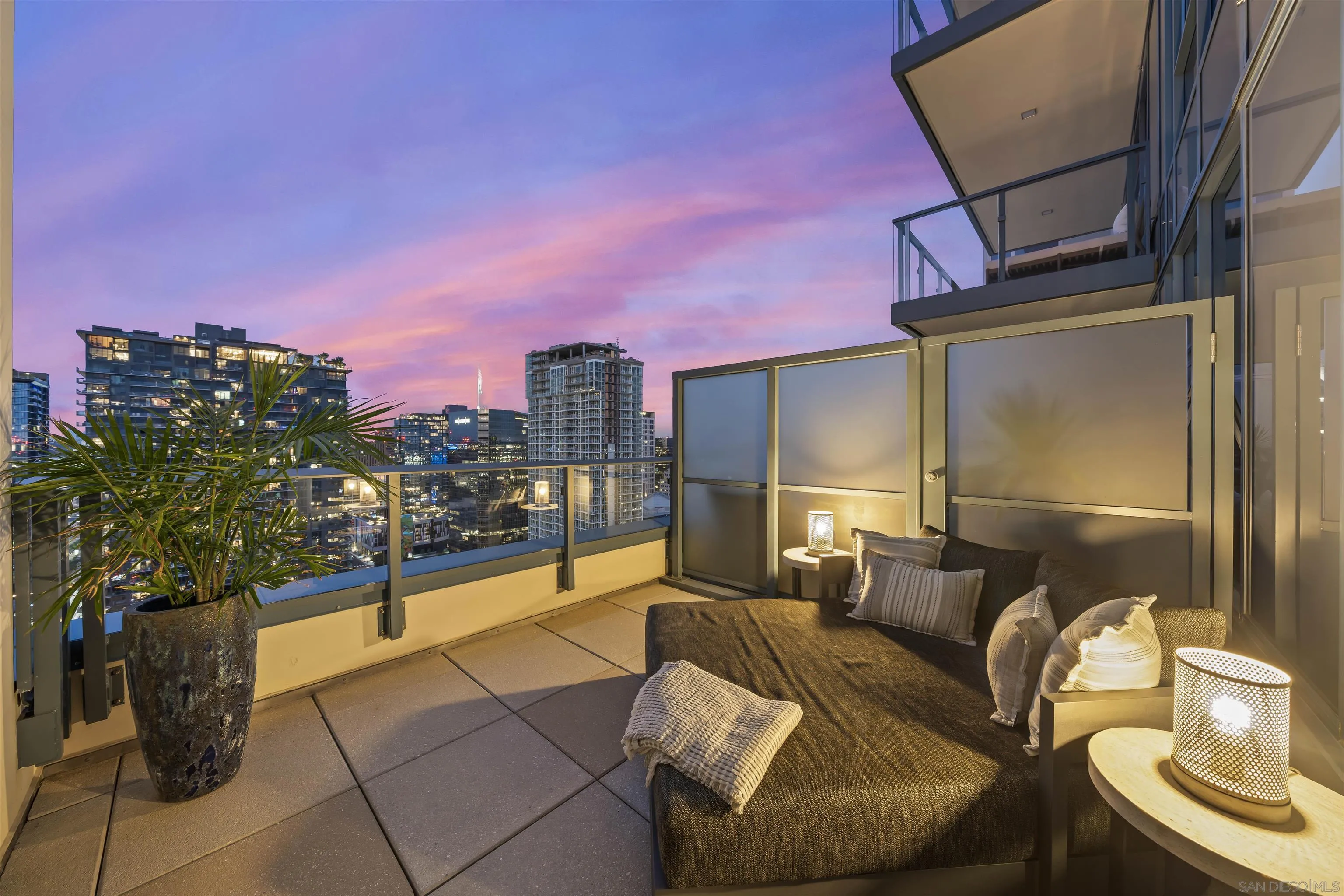 https://cdn.realtyfeed.com/cdn/127/260016134/2189bef187165be643044dc8686443ed.webp