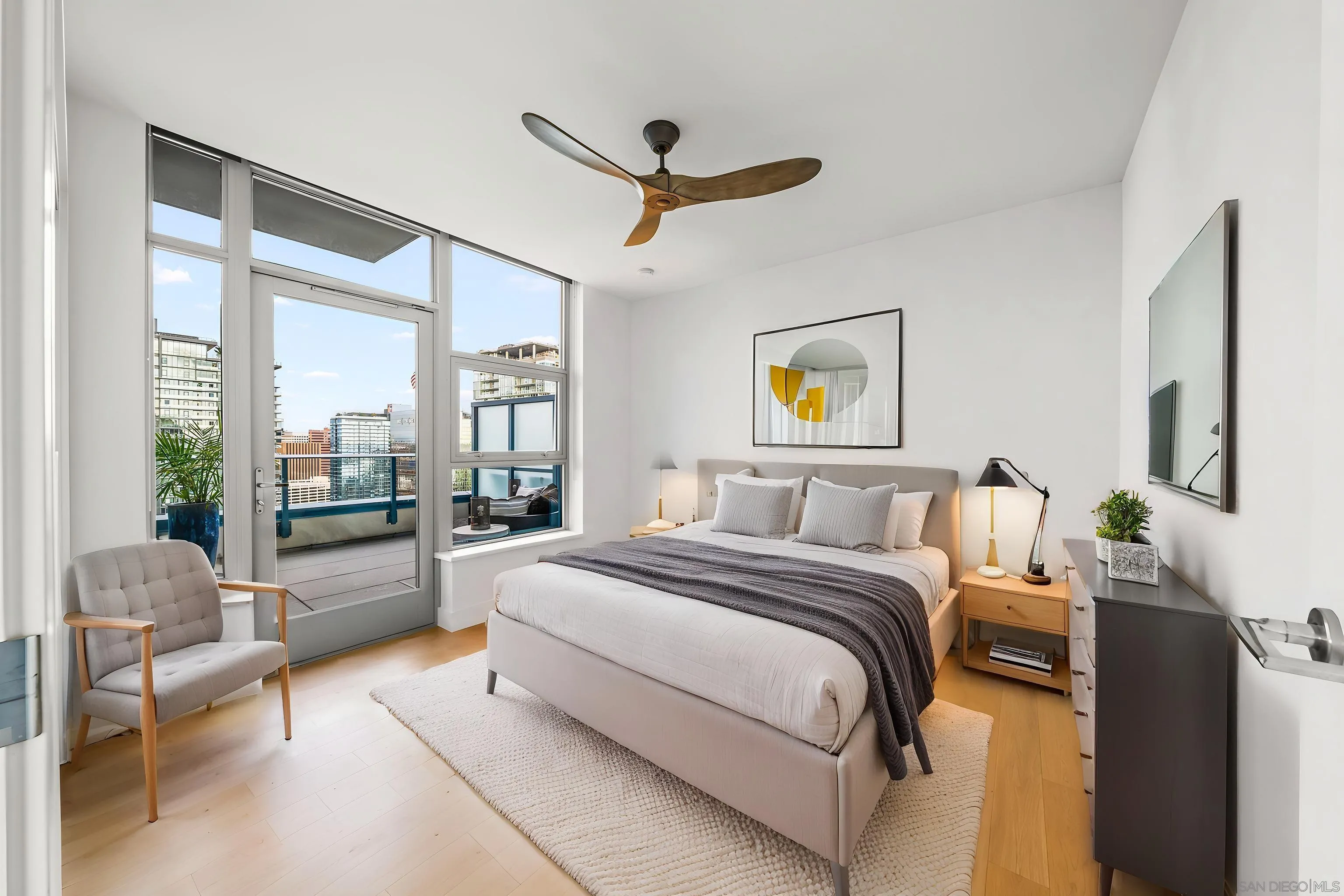 https://cdn.realtyfeed.com/cdn/127/260016134/d4077090b3674a9af02aae14b129ec46.webp