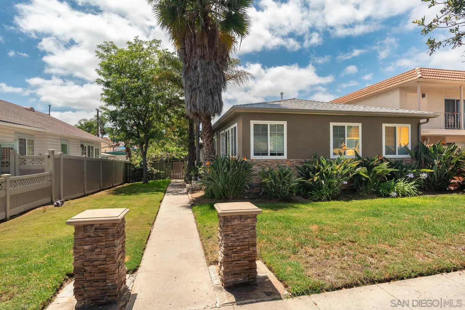 https://cdn.realtyfeed.com/cdn/127/260016135/5cdf736ca3cc5a3bfd0d68a5f3b91377.webp
