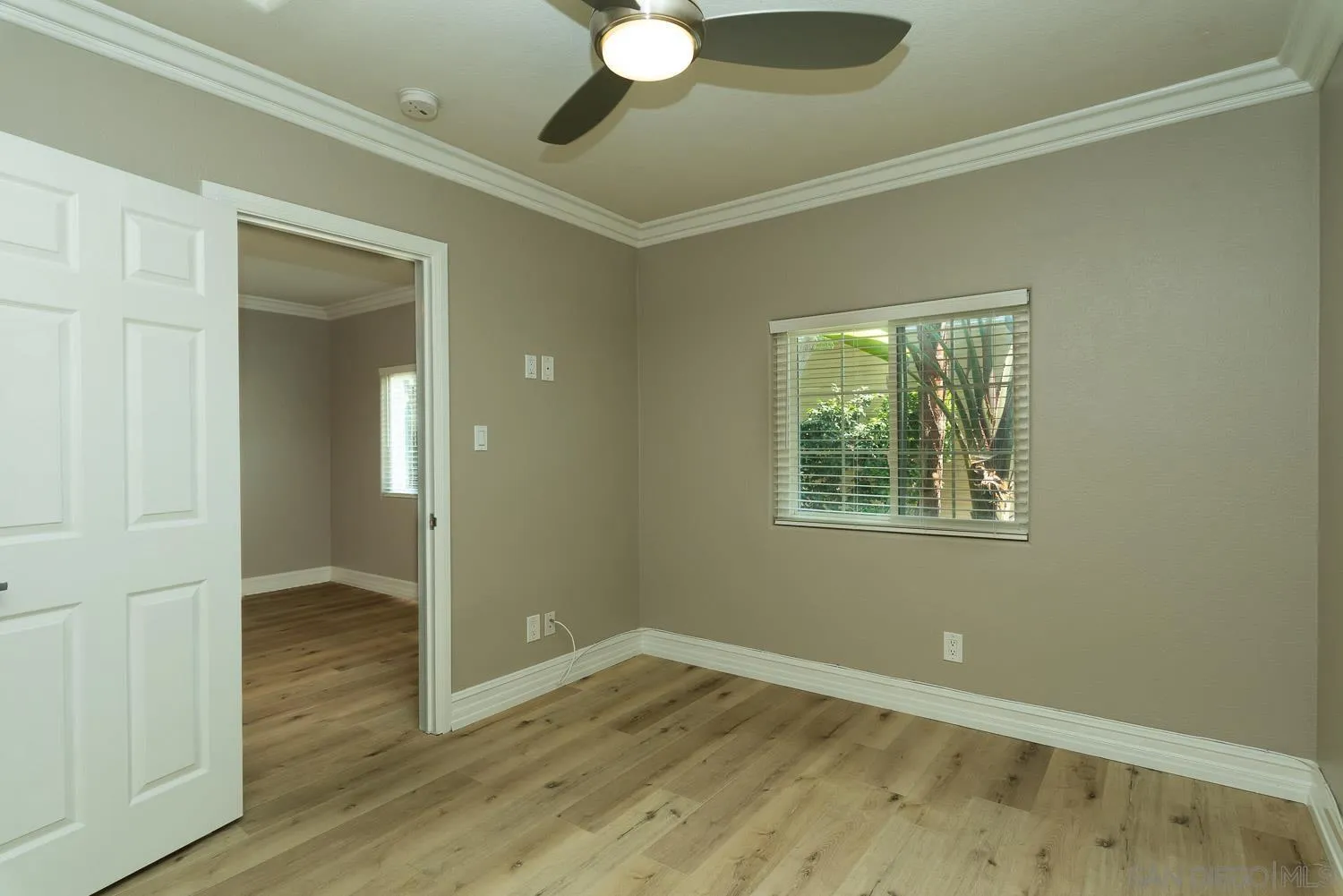 https://cdn.realtyfeed.com/cdn/127/260016135/a55ba80fcbb8e27961053174eff45476.webp