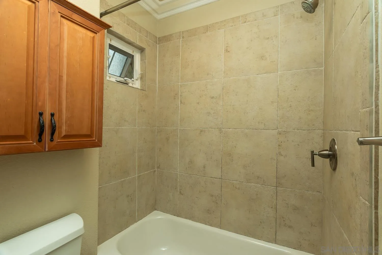 https://cdn.realtyfeed.com/cdn/127/260016135/f52bfb6e189bc6300b5fcd6e5c245b7d.webp