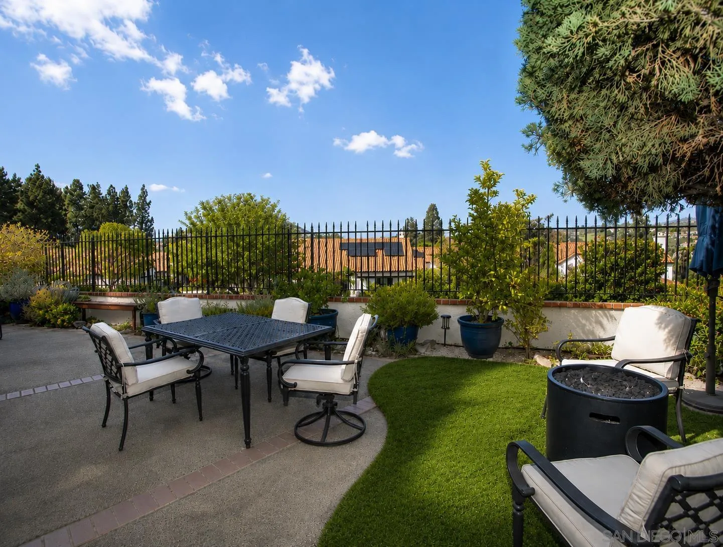 https://cdn.realtyfeed.com/cdn/127/260016146/41cf823e9f275642db244ed3d6d127ad.webp