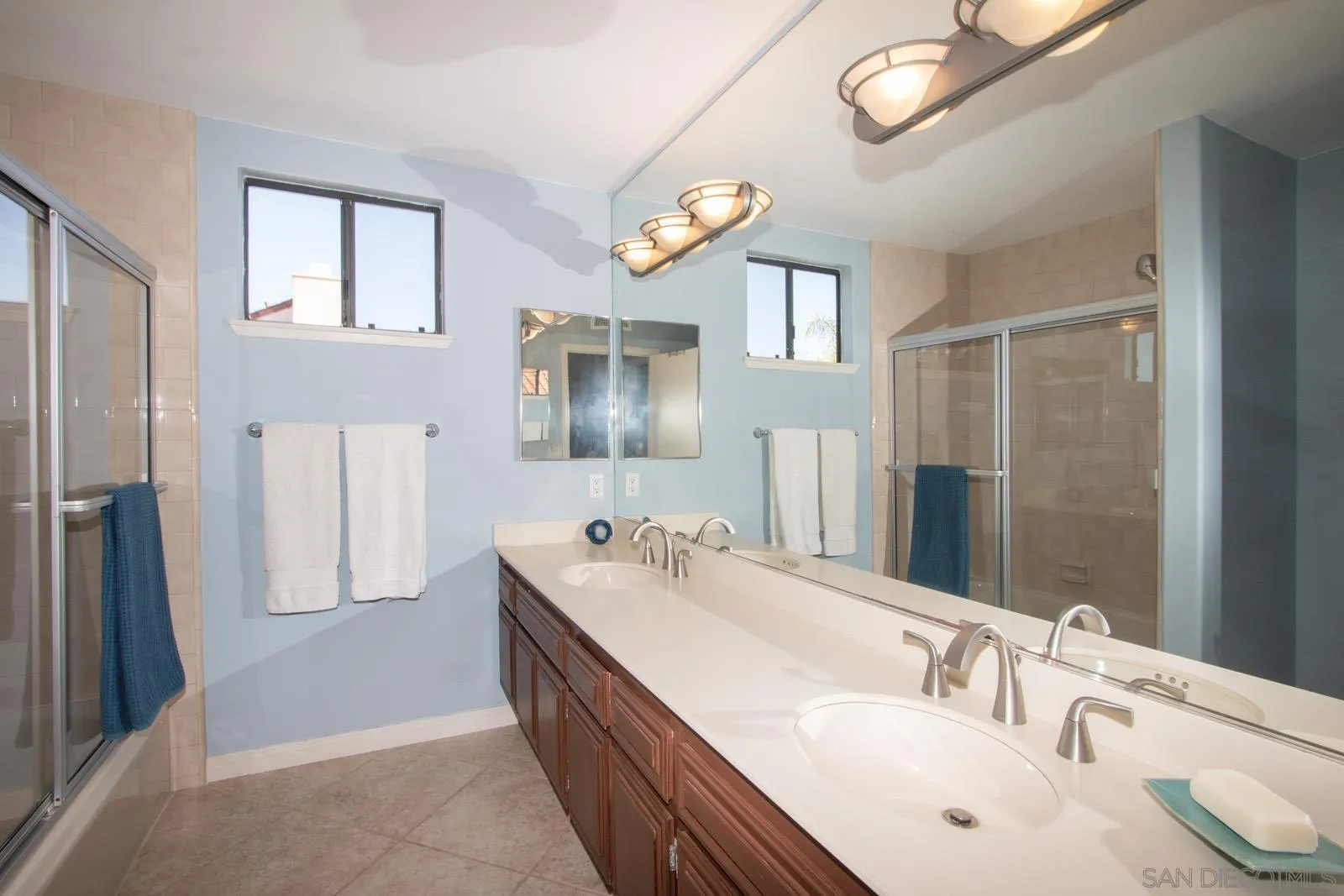 https://cdn.realtyfeed.com/cdn/127/260016146/584a3c16e6a72fff0375bc269d41f35a.webp