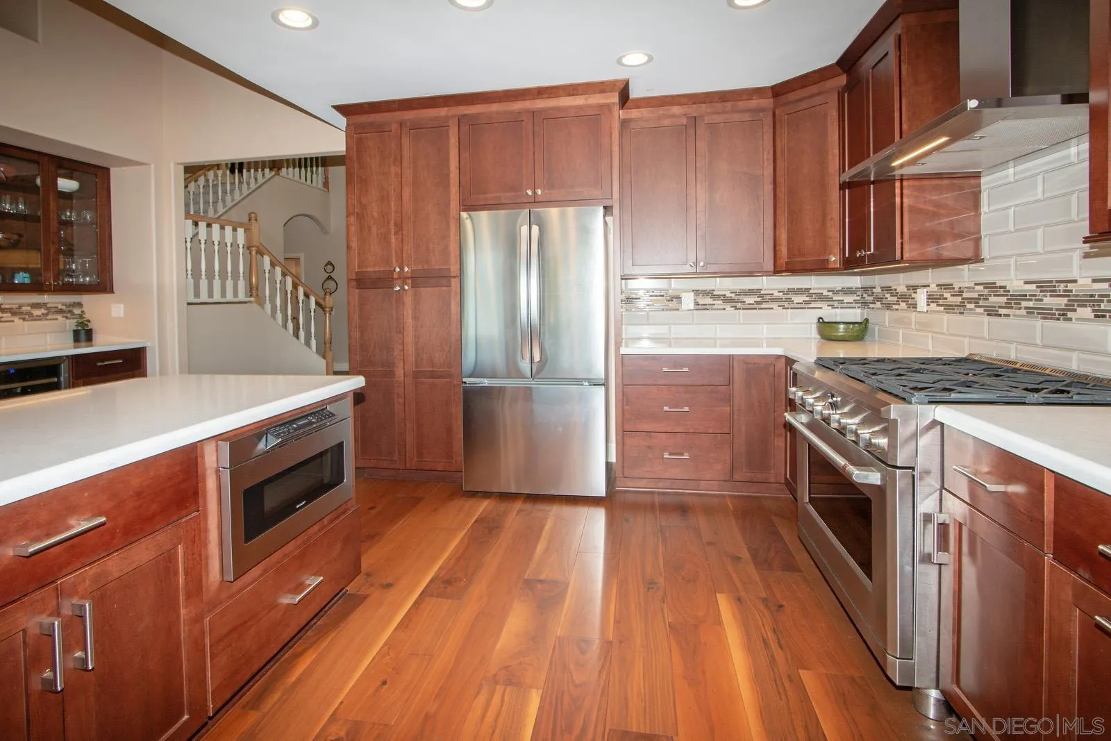 https://cdn.realtyfeed.com/cdn/127/260016146/bd5f8ae89cc8bf1ba9d6333ef5226f23.webp