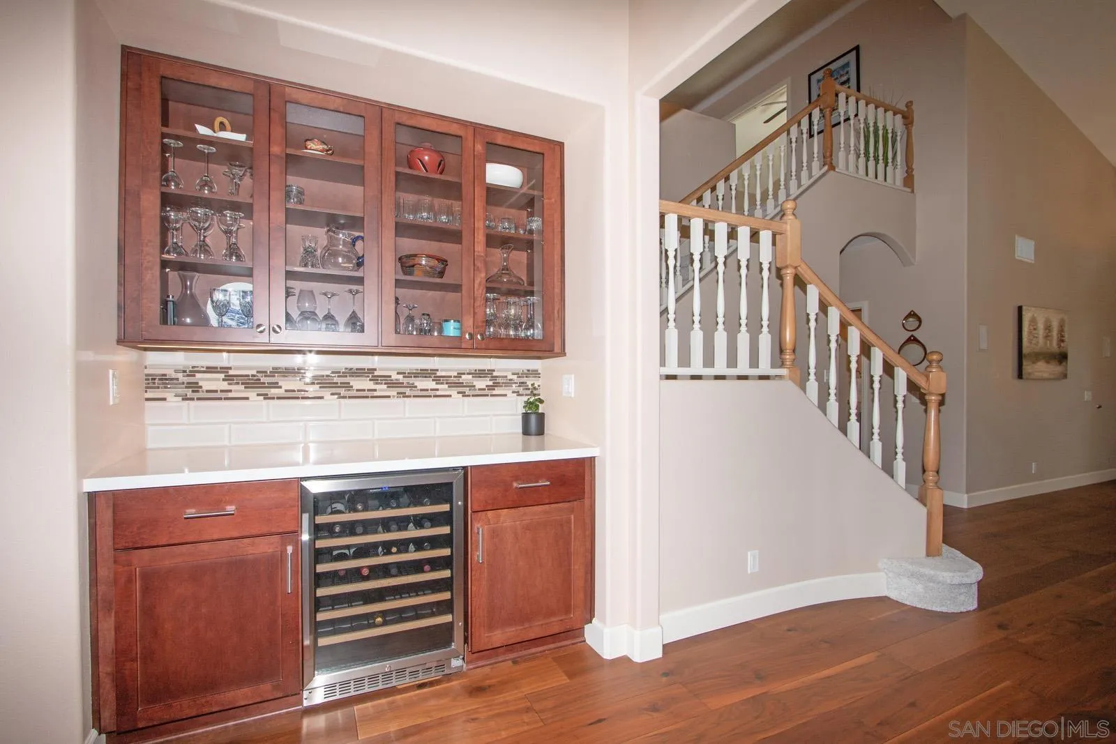 https://cdn.realtyfeed.com/cdn/127/260016146/e1aba6a4ab4fa6c60fc7cceb83f63c06.webp