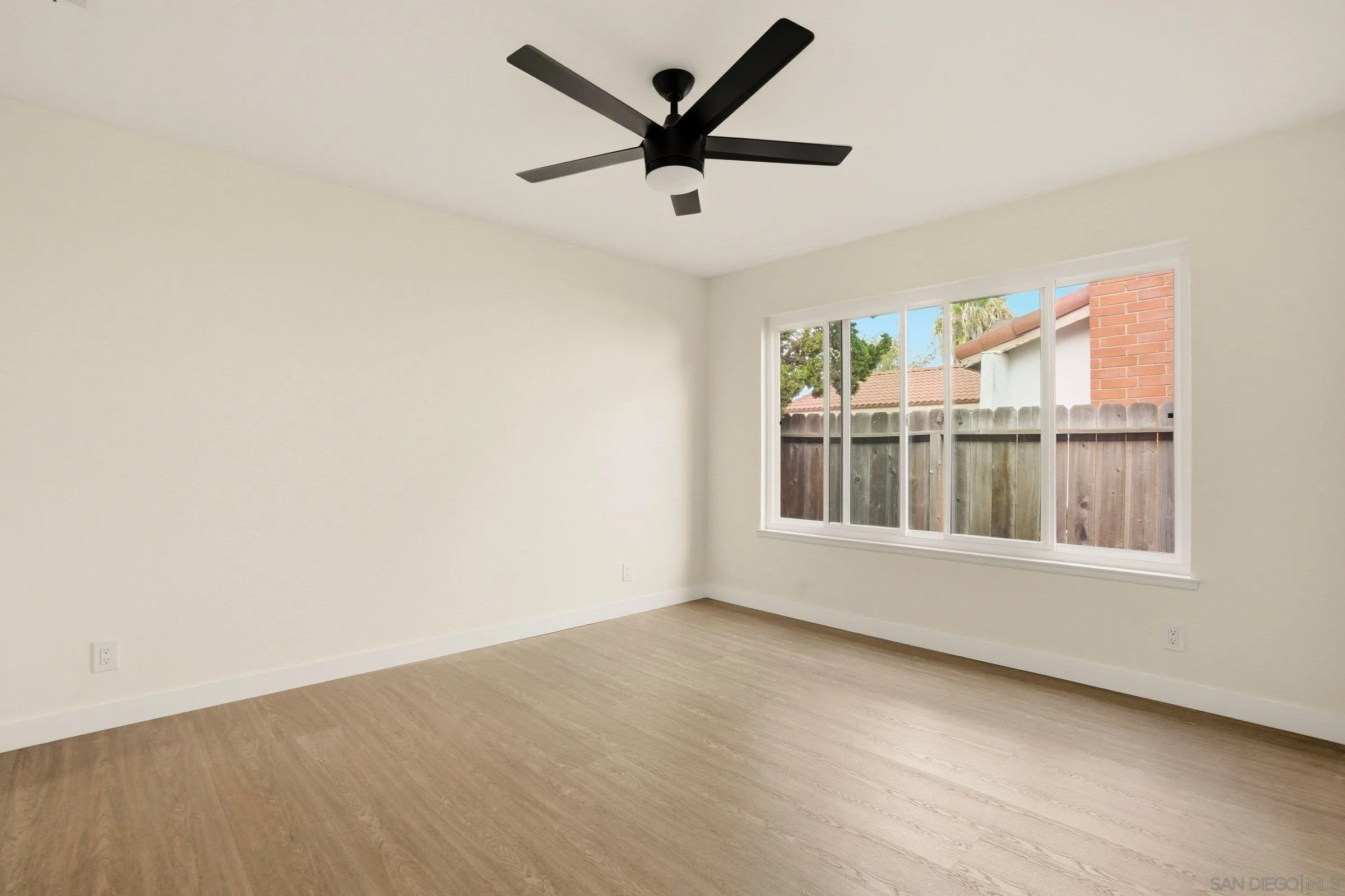 https://cdn.realtyfeed.com/cdn/127/260016149/0addc235d5d496877bef147afd242ccf.webp