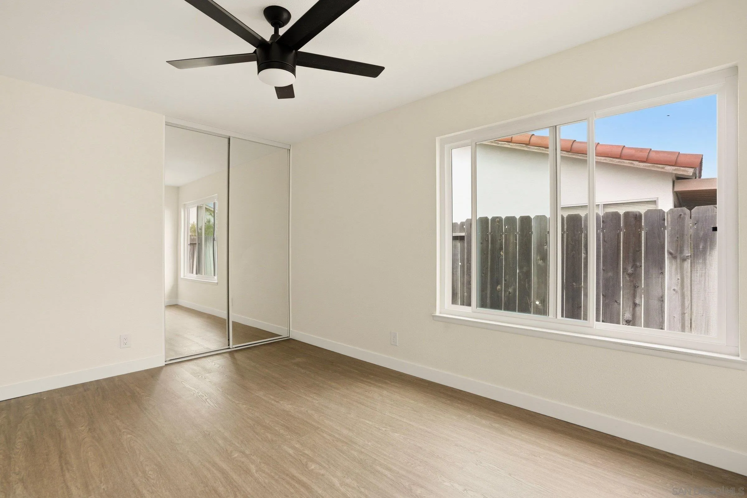 https://cdn.realtyfeed.com/cdn/127/260016149/32bc076afd950d58ba6c44f0ea6d60fa.webp