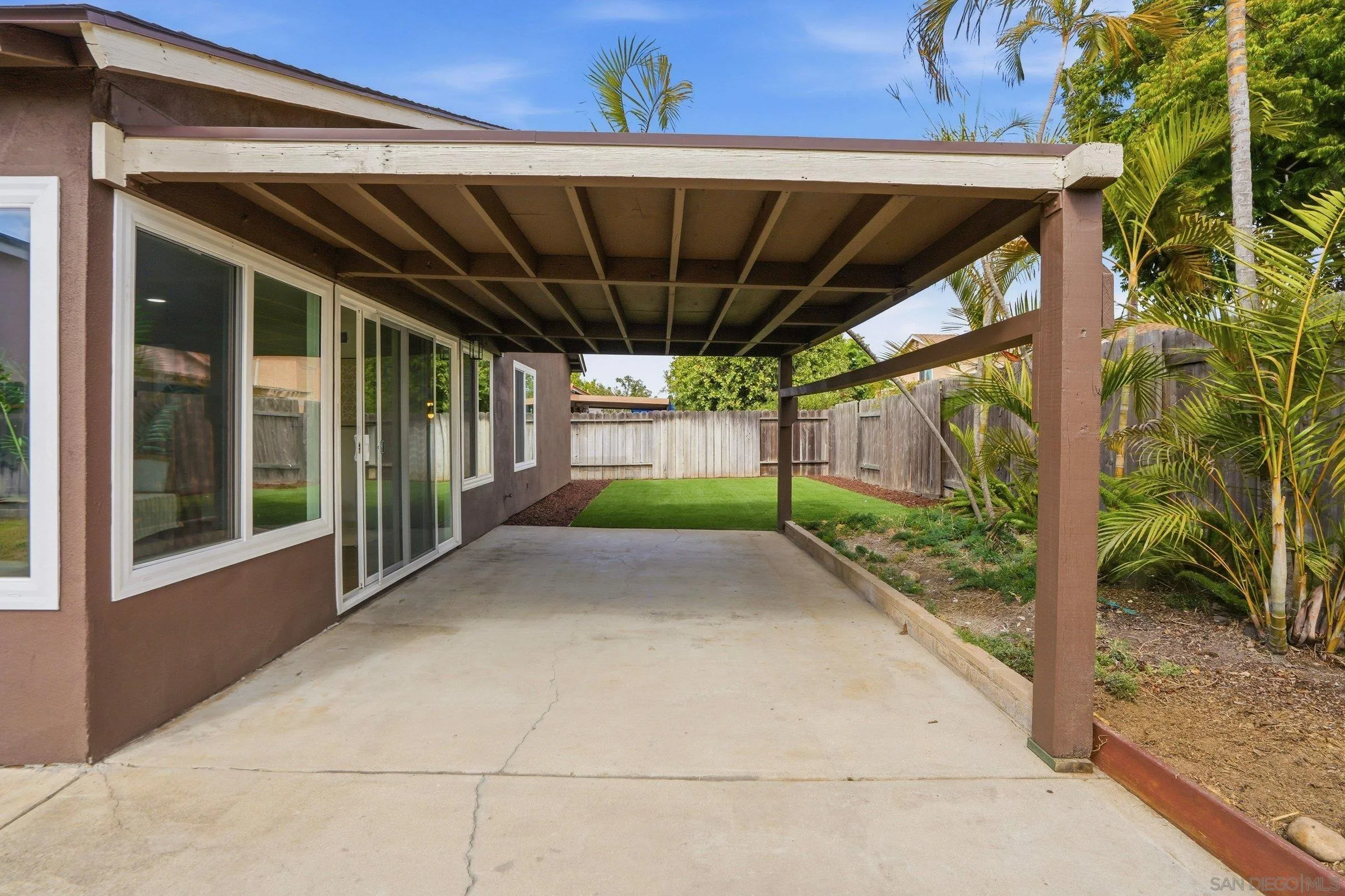 https://cdn.realtyfeed.com/cdn/127/260016149/70e341f61520712b58d79ead387ba403.webp