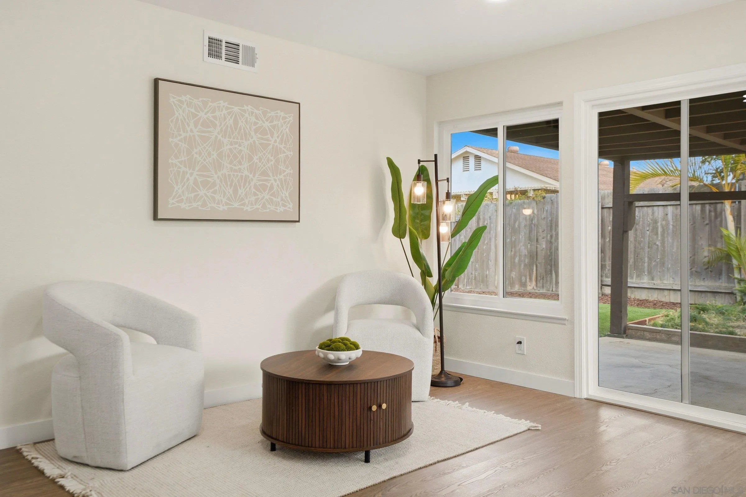 https://cdn.realtyfeed.com/cdn/127/260016149/fe3c575ff2f87022d84d95f777e3cb89.webp