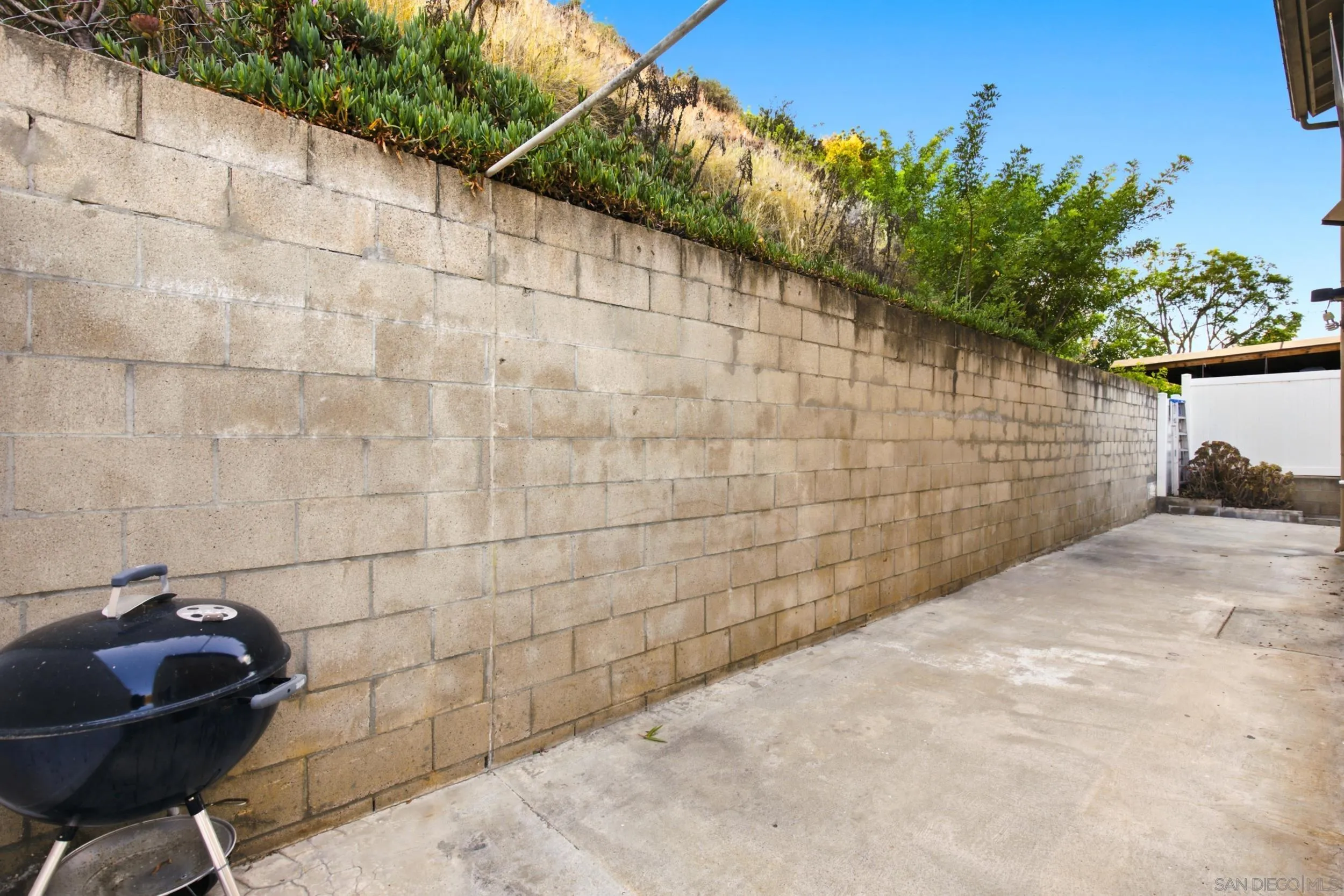 https://cdn.realtyfeed.com/cdn/127/260016151/239c1788592e88ad3dcdb9eaf62217d0.webp