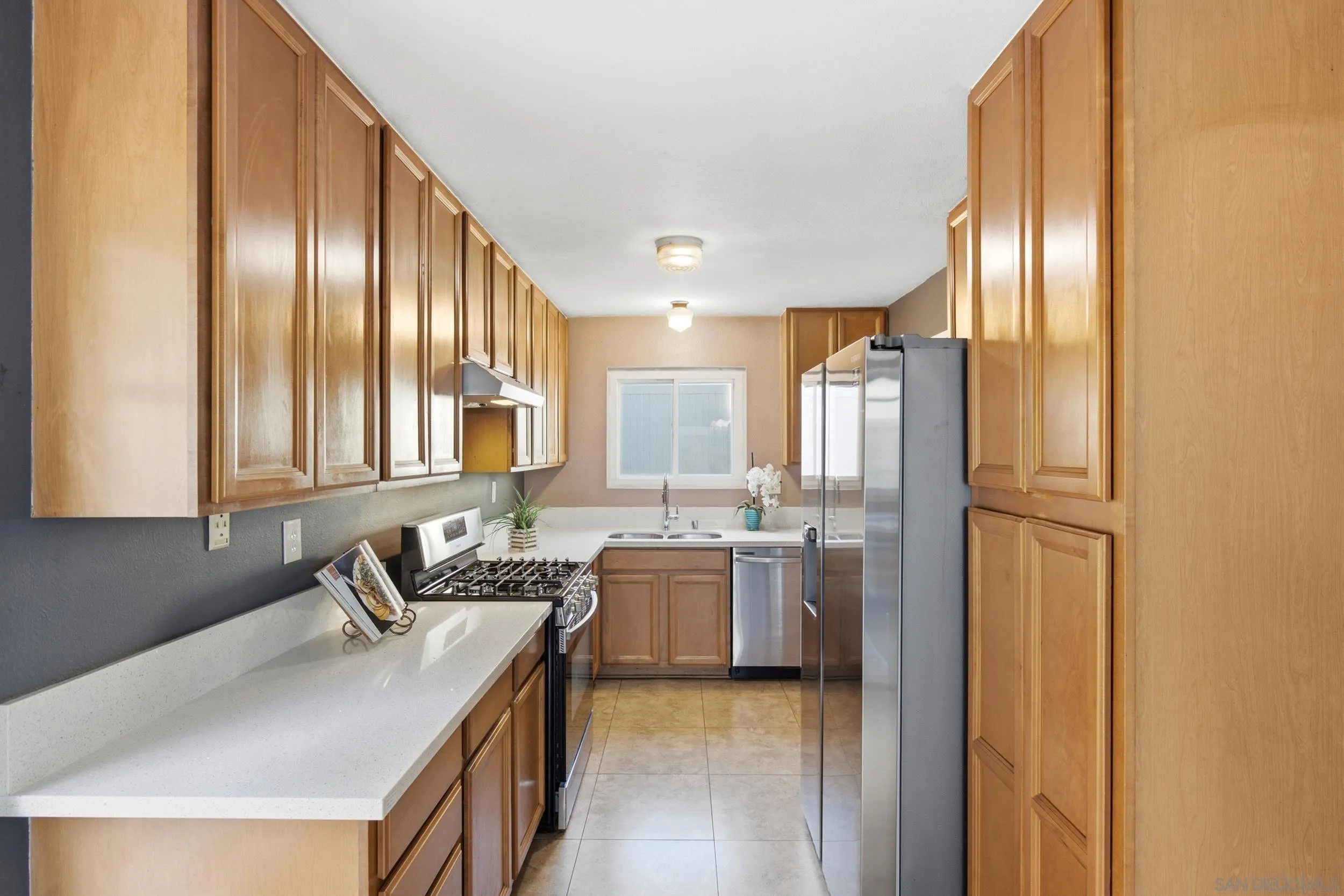https://cdn.realtyfeed.com/cdn/127/260016151/2b20e6b069b3eadfd8489d09e500fc32.webp