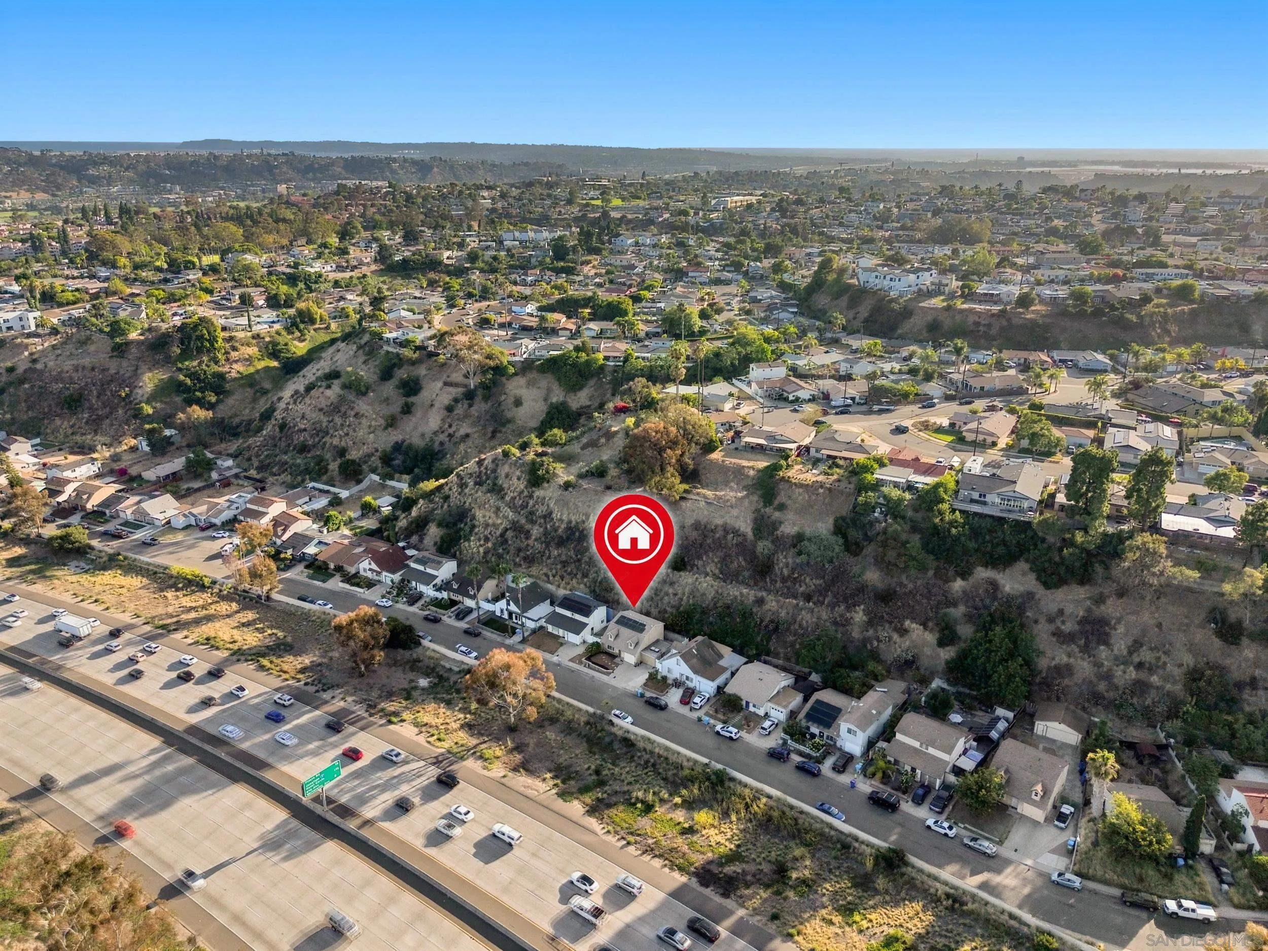 https://cdn.realtyfeed.com/cdn/127/260016151/5f69b1cb7591ba8ae2a4dffbef97b8db.webp