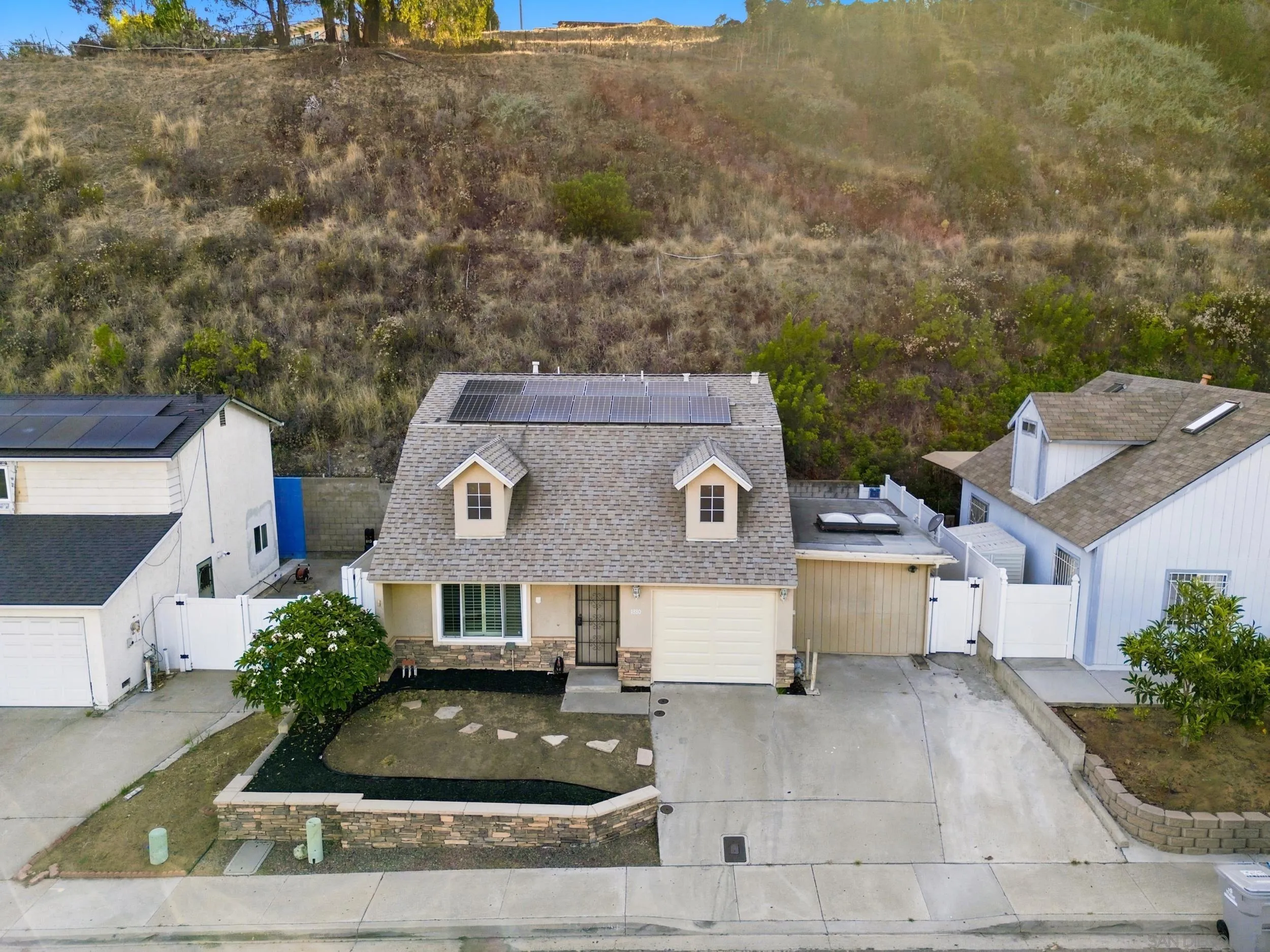 https://cdn.realtyfeed.com/cdn/127/260016151/826673ed3b6f5e6a322f8b923f1d7e0b.webp