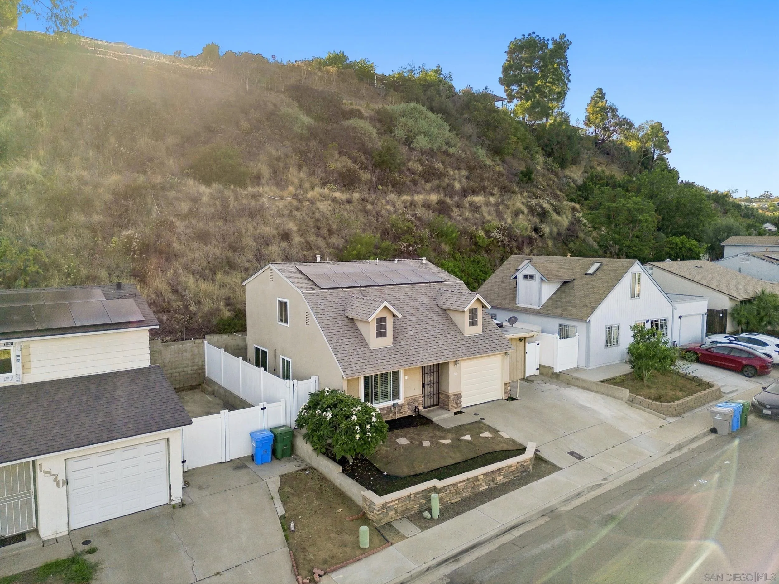 https://cdn.realtyfeed.com/cdn/127/260016151/a85d8cb3ca545165d76abbe5f68071dd.webp