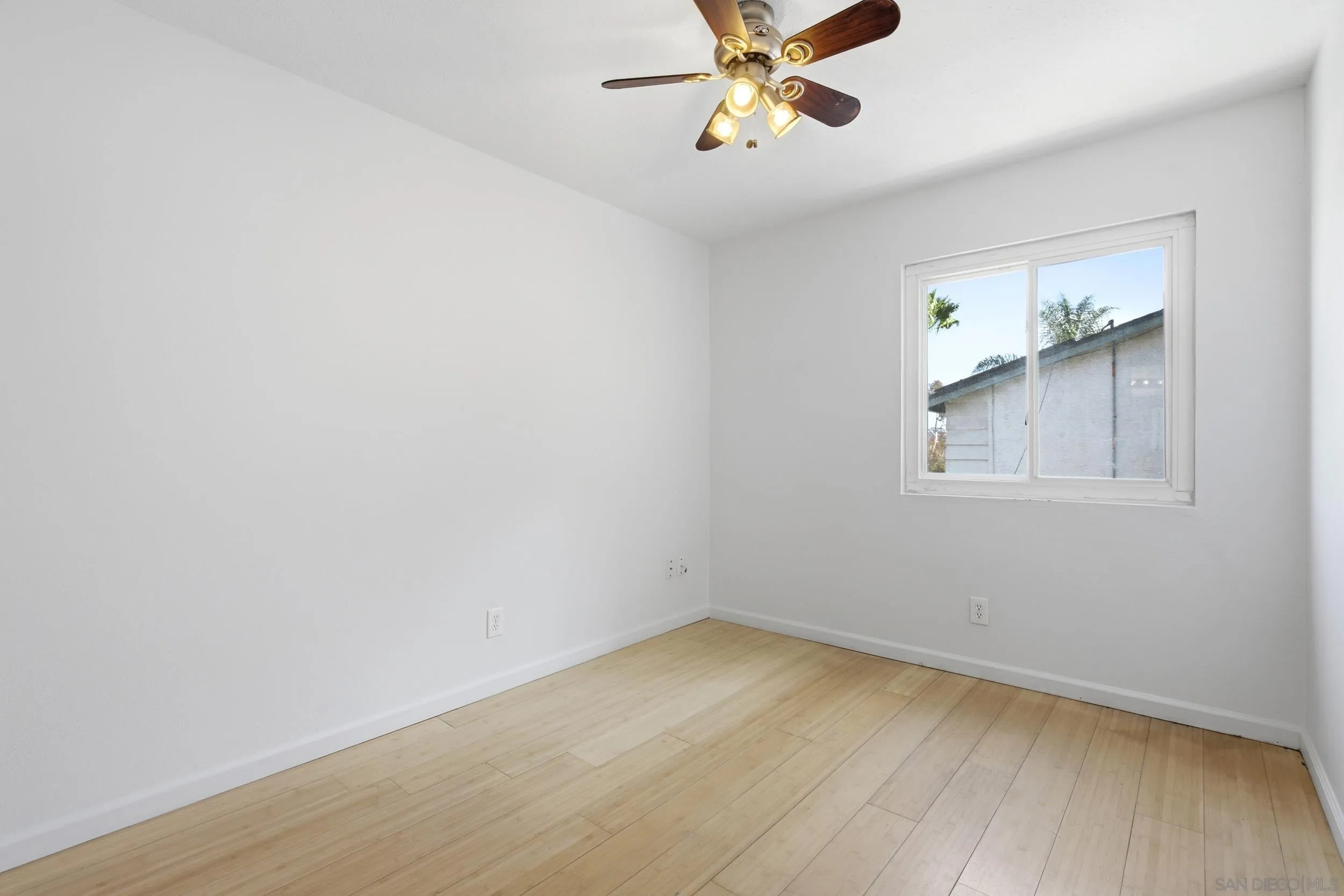 https://cdn.realtyfeed.com/cdn/127/260016151/b21a093ad4c08f4394b1428b946c4bd5.webp