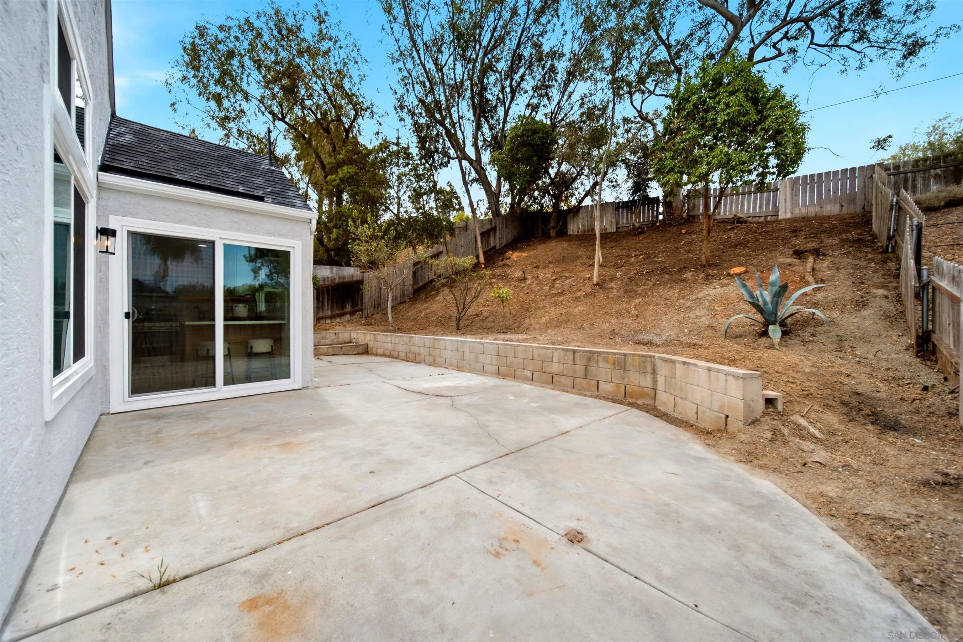 https://cdn.realtyfeed.com/cdn/127/260016157/a28a82932ffe0875e3f8fe737e90cee0.webp