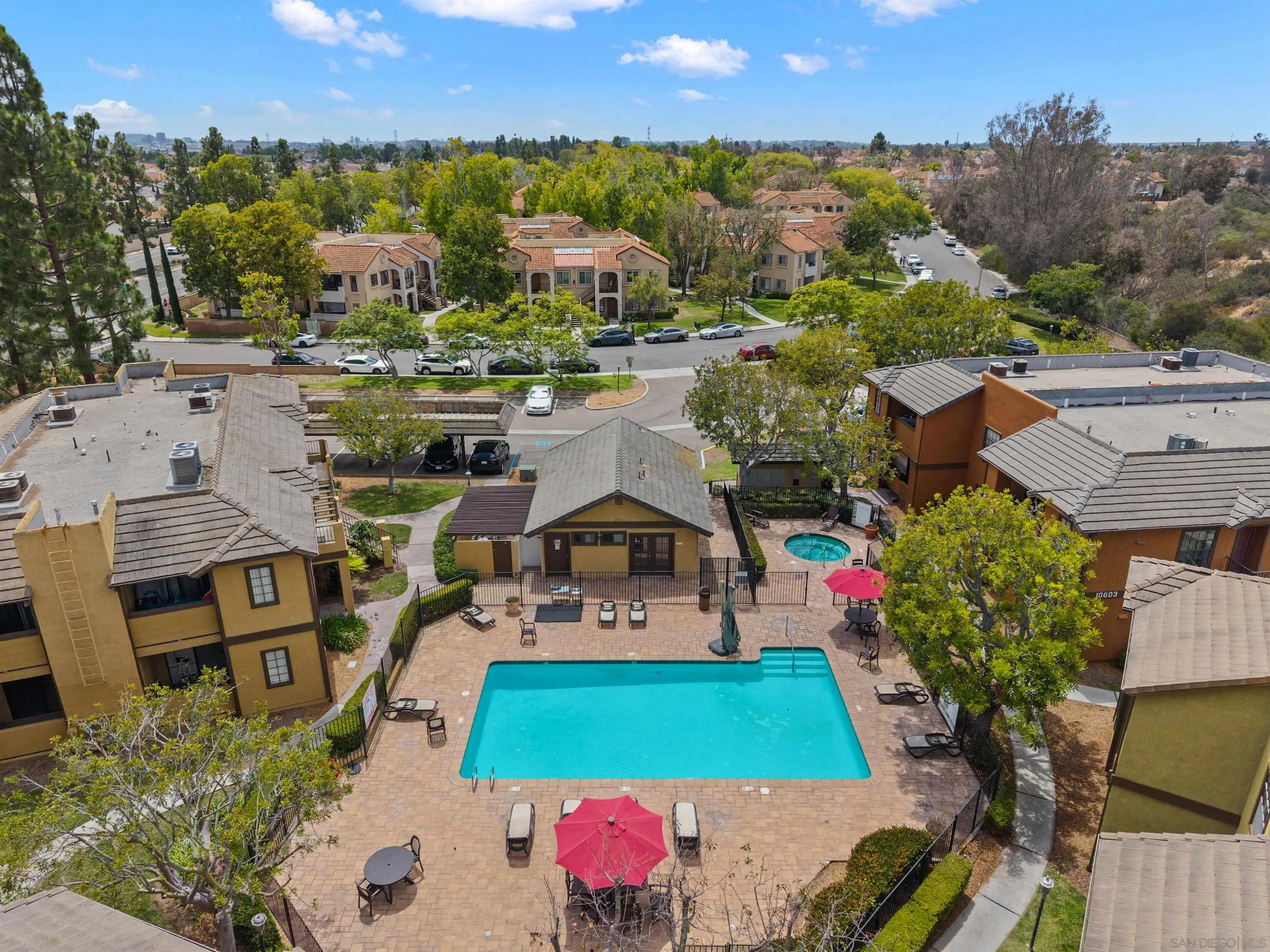 Photo #27: 260016160 Listing: Photo #27