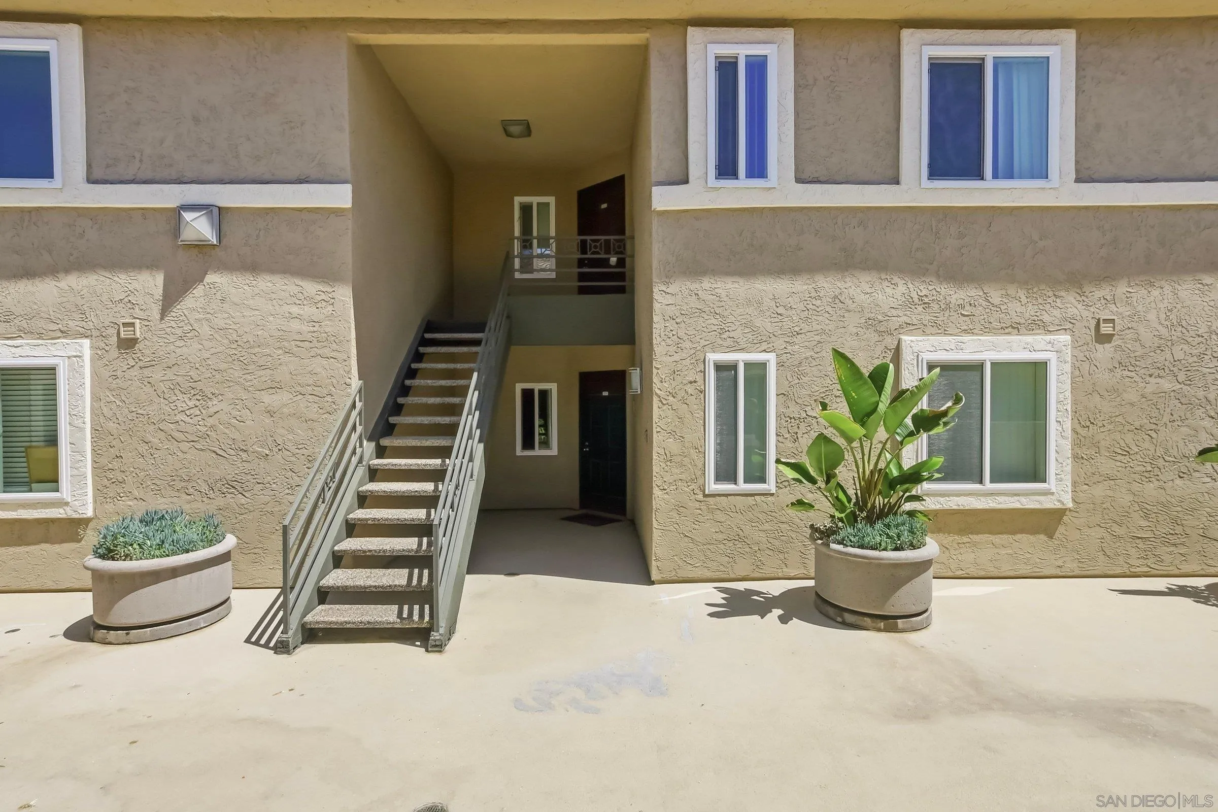 Photo #3: 260016166 Listing: Photo #3