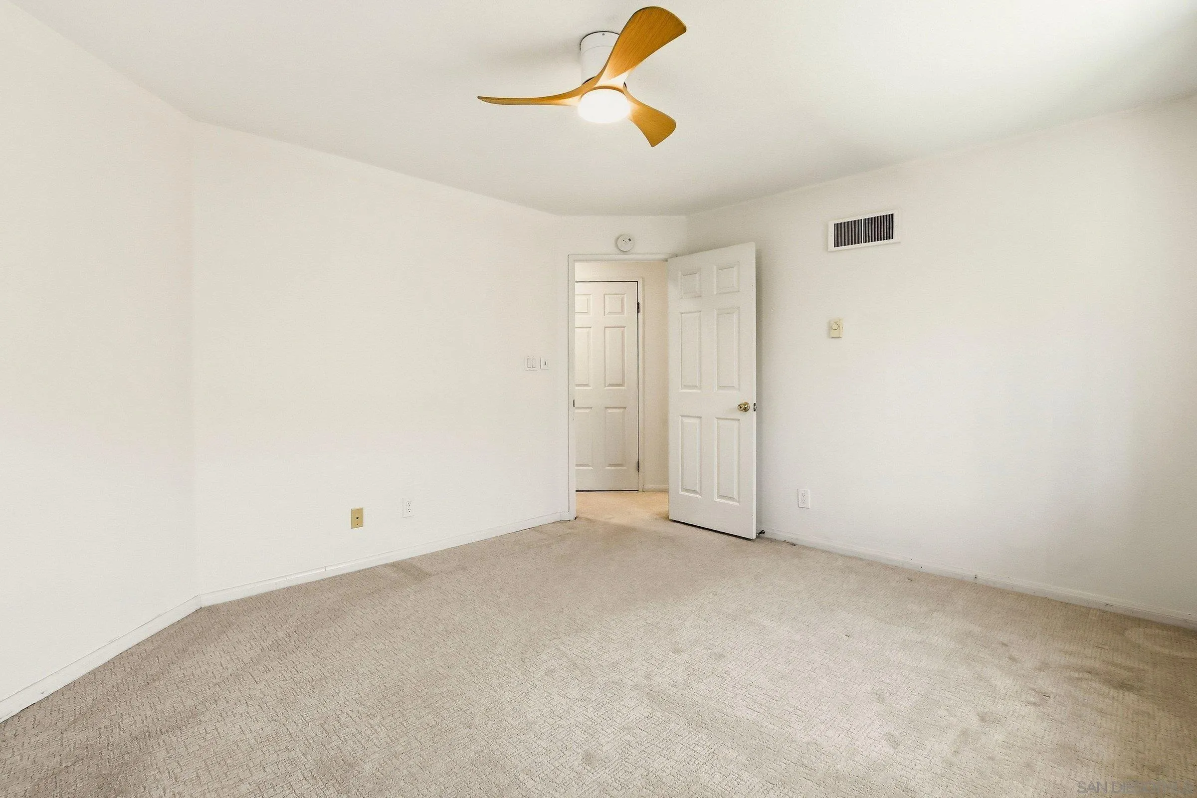 Photo #22: 260016166 Listing: Photo #22