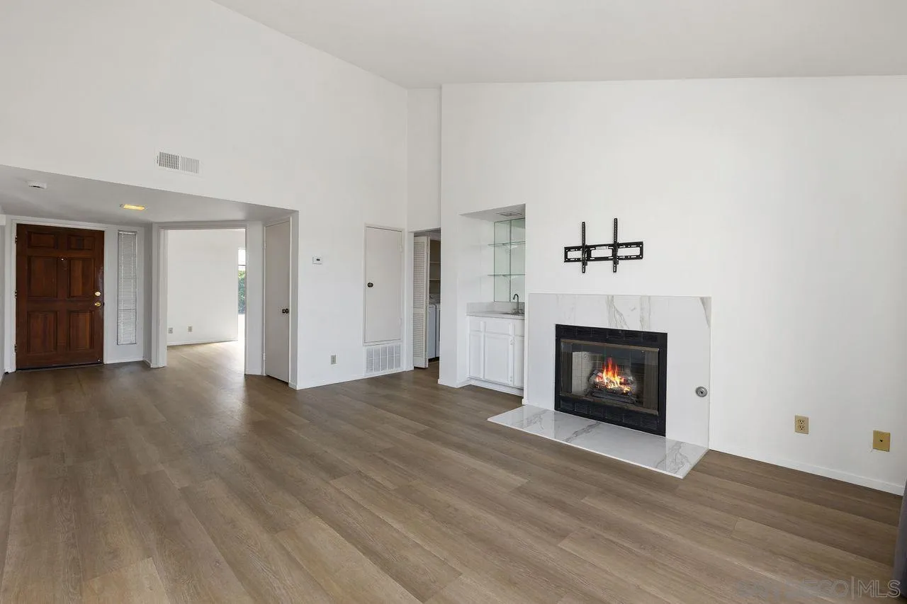 https://cdn.realtyfeed.com/cdn/127/260016167/262b3f89aa417de01d175cf7b9376b47.webp