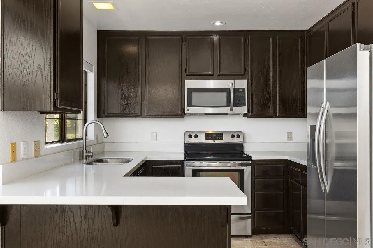 Photo #24: 260016167 Listing: Photo #24