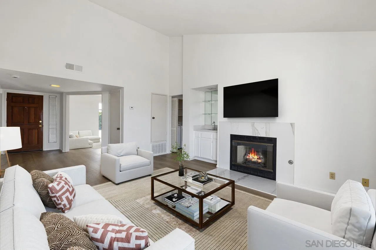https://cdn.realtyfeed.com/cdn/127/260016167/af9ea0753c741f49cf3b3de5256fbee8.webp