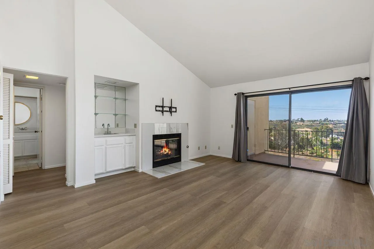 https://cdn.realtyfeed.com/cdn/127/260016167/c638d588ab8d0f0a952d20d8ce73a434.webp