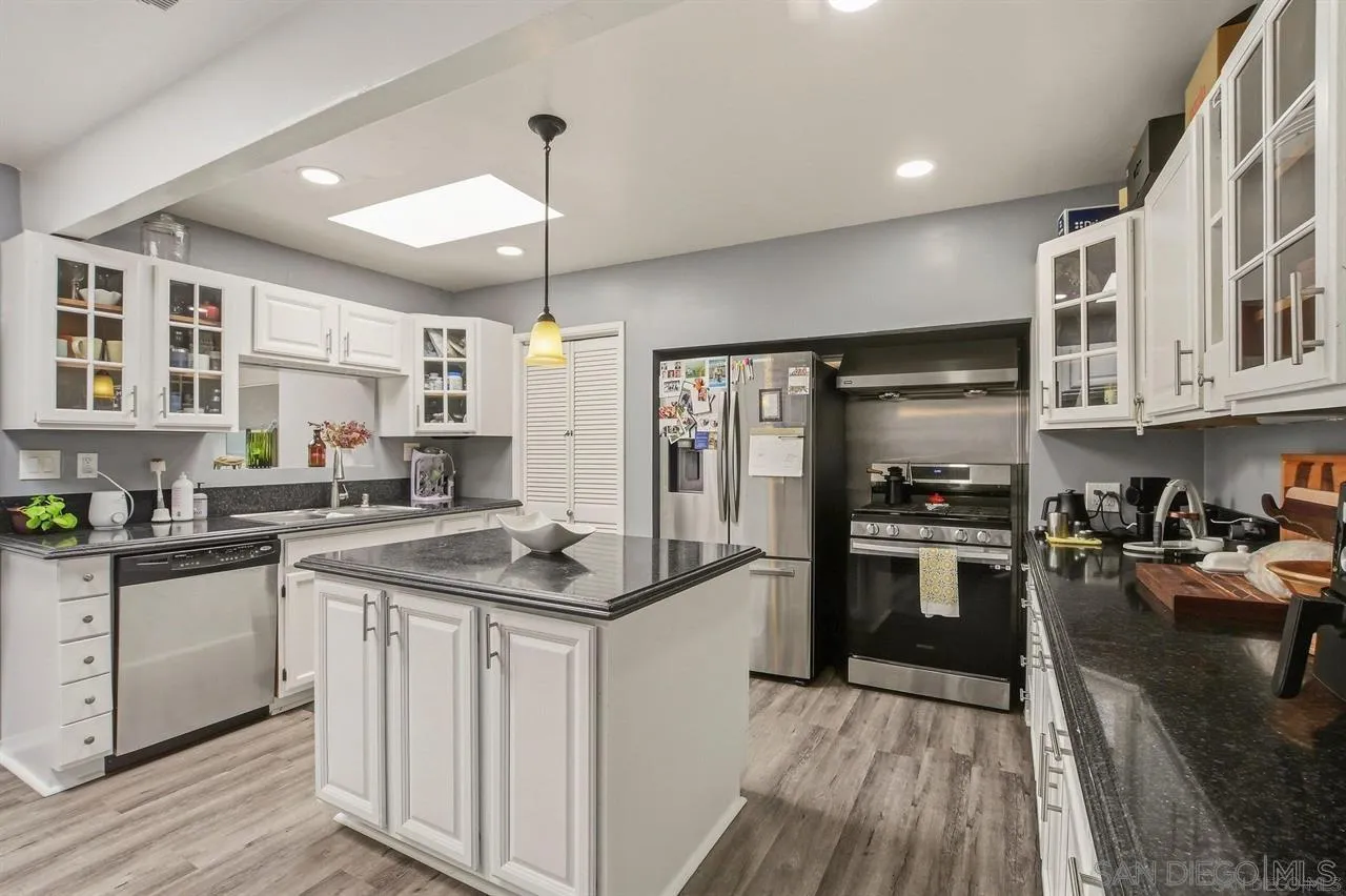 https://cdn.realtyfeed.com/cdn/127/260016173/0decf942756b539b02faec6b4e485fcb.webp