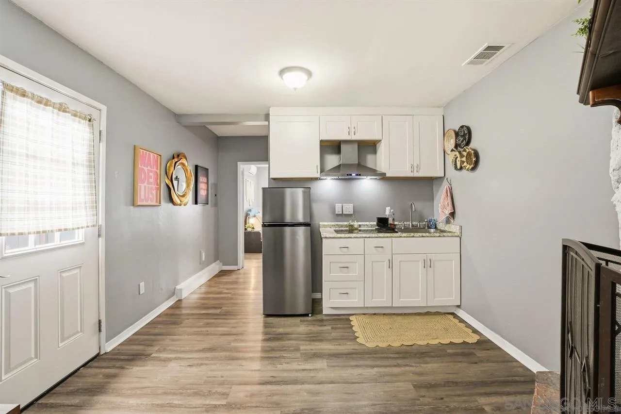 https://cdn.realtyfeed.com/cdn/127/260016173/4cccb6770c853266baf355cee4137b5c.webp