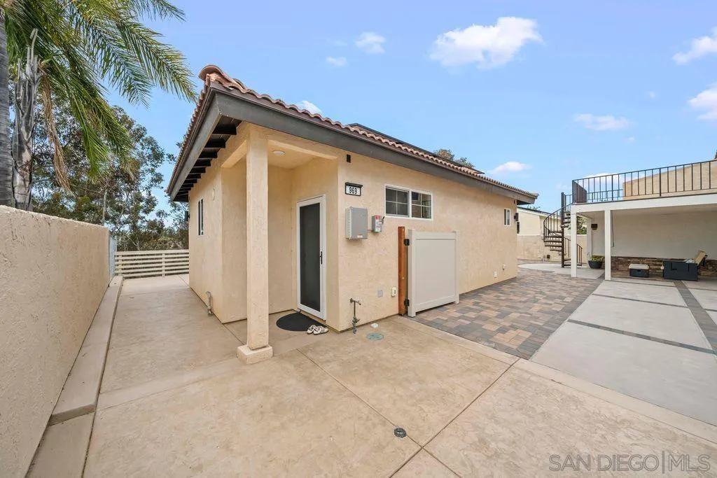 https://cdn.realtyfeed.com/cdn/127/260016188/1526d9fdbfe322bd965f9e1062a1c62c.webp