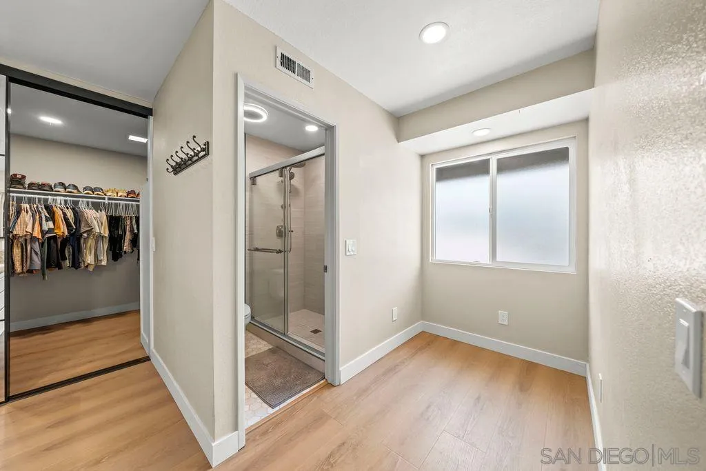 https://cdn.realtyfeed.com/cdn/127/260016188/191340efc3506fa3e19361064a3ad03c.webp