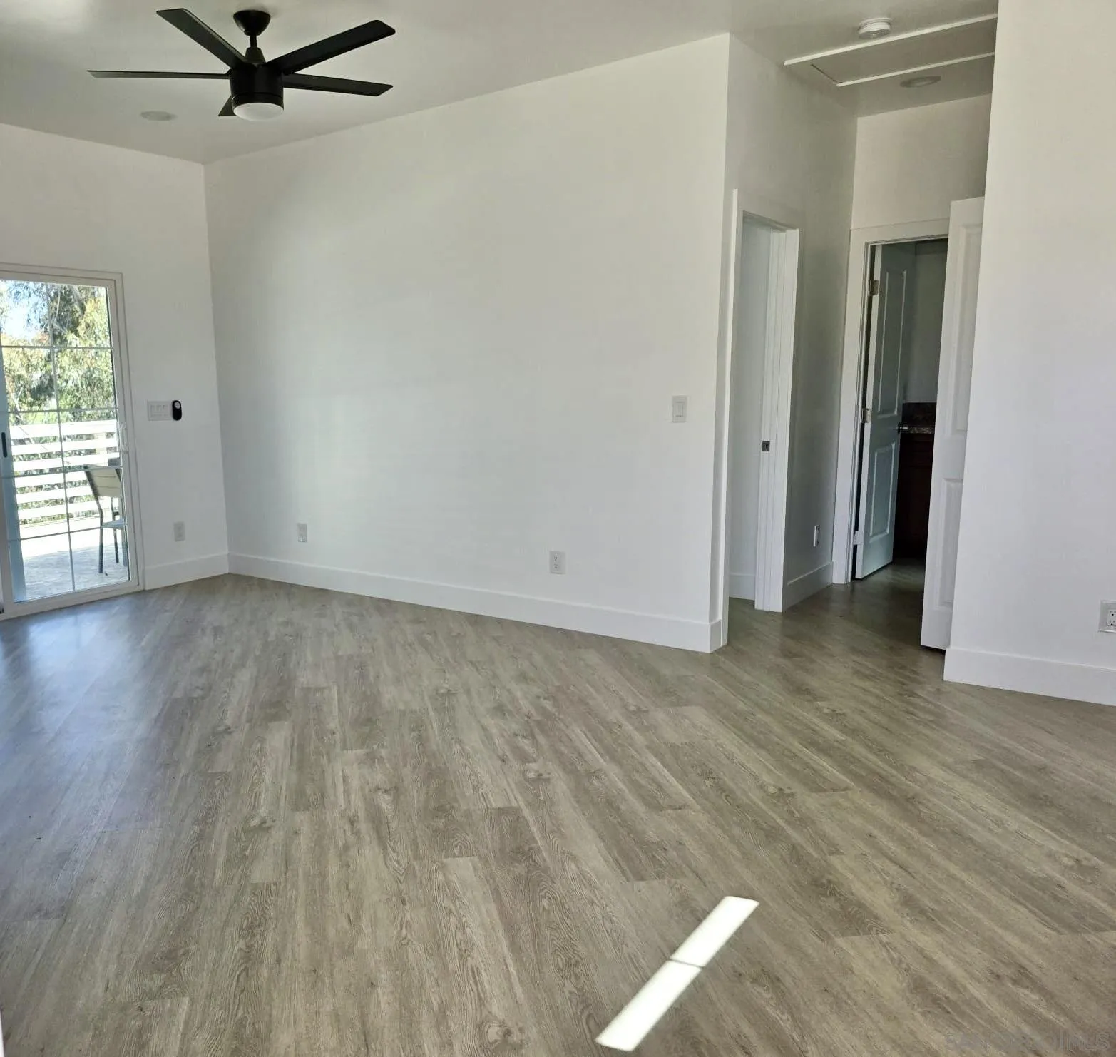https://cdn.realtyfeed.com/cdn/127/260016188/1a4378b46b98f34844378a2d7c443895.webp