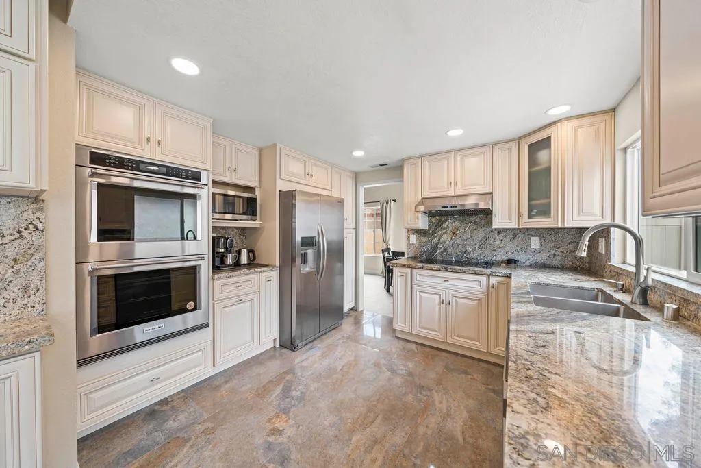 https://cdn.realtyfeed.com/cdn/127/260016188/71ca42c859b6ccc3121ea7d3c6411b8b.webp