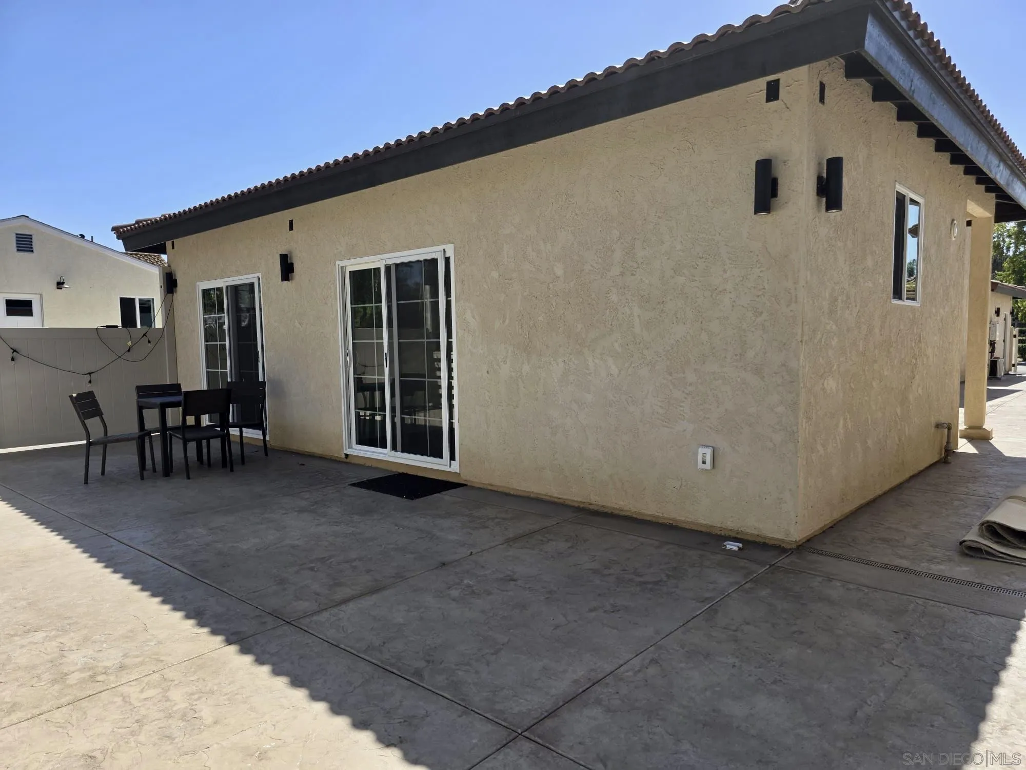 https://cdn.realtyfeed.com/cdn/127/260016188/75518926445dc4adf3faf9f9c9d9313b.webp