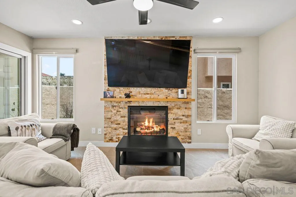 https://cdn.realtyfeed.com/cdn/127/260016188/954a41089be1c3d4363f1c7322a21776.webp