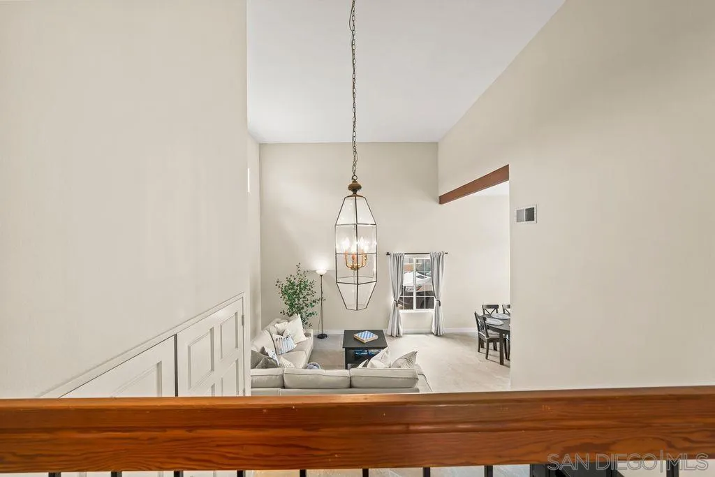 https://cdn.realtyfeed.com/cdn/127/260016188/a4c1771a27ba3c5589543bf14b8dbfb8.webp