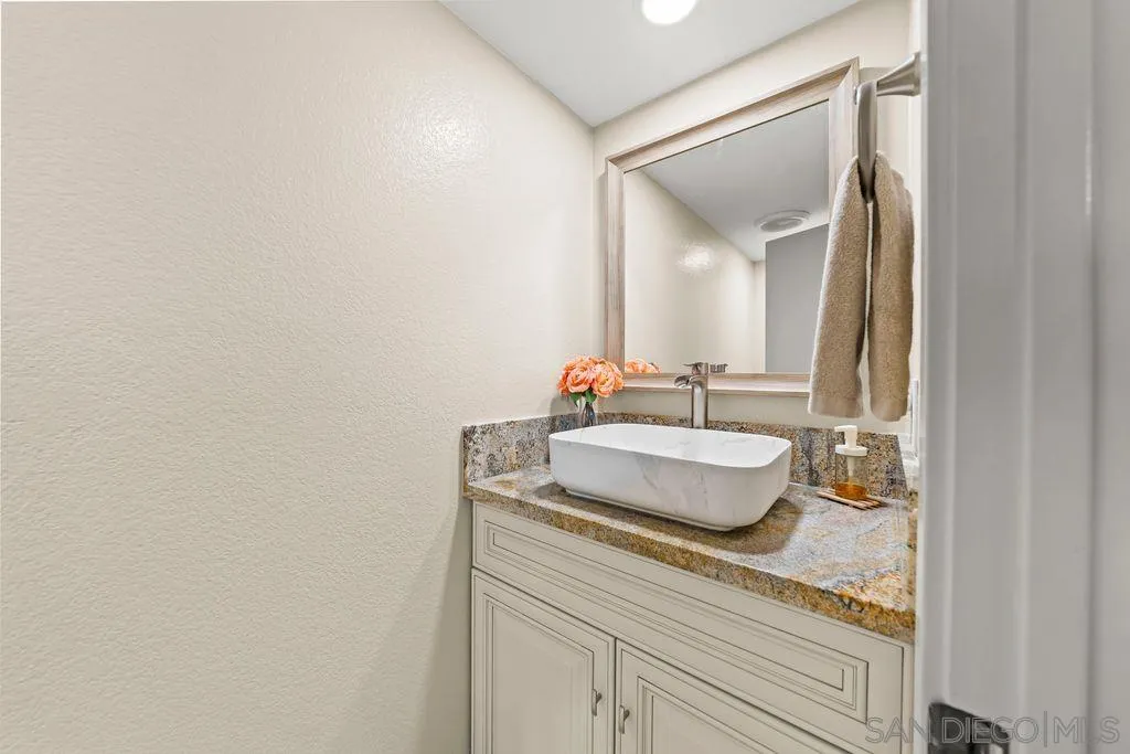 https://cdn.realtyfeed.com/cdn/127/260016188/a98fda41520c33be4ac8aca95be49fec.webp