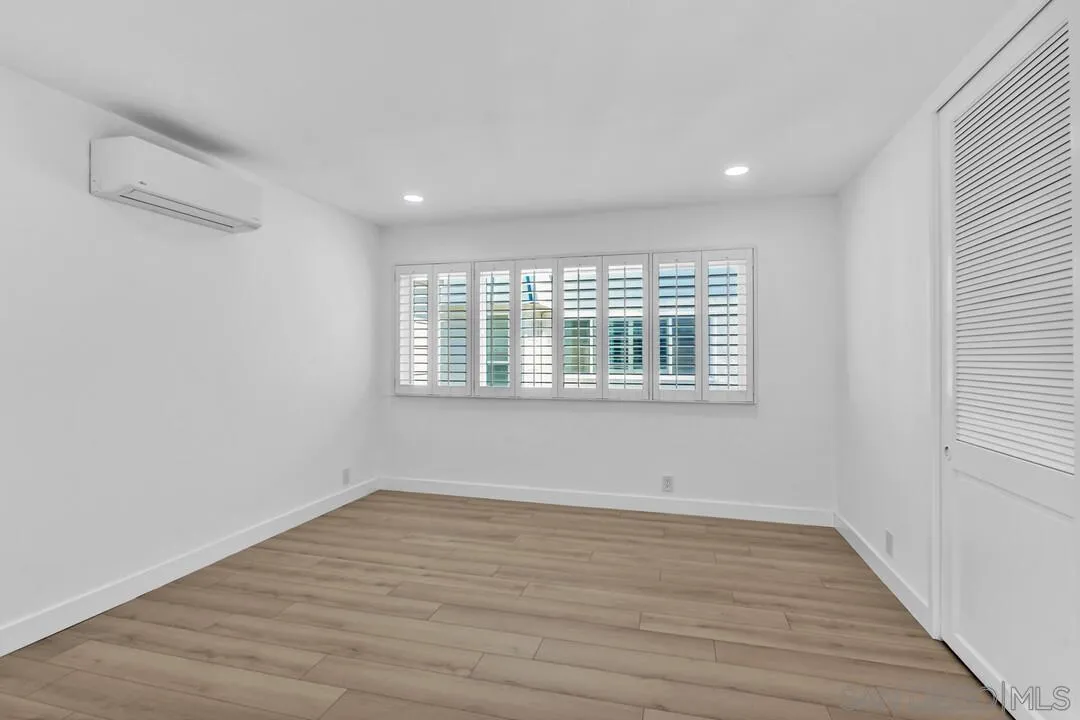 Photo #37: 260016194 Listing: Photo #37