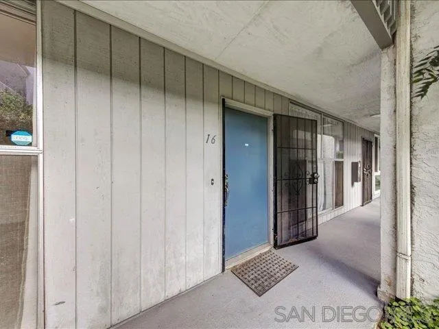 Photo #2: 260016195 Listing: Photo #2