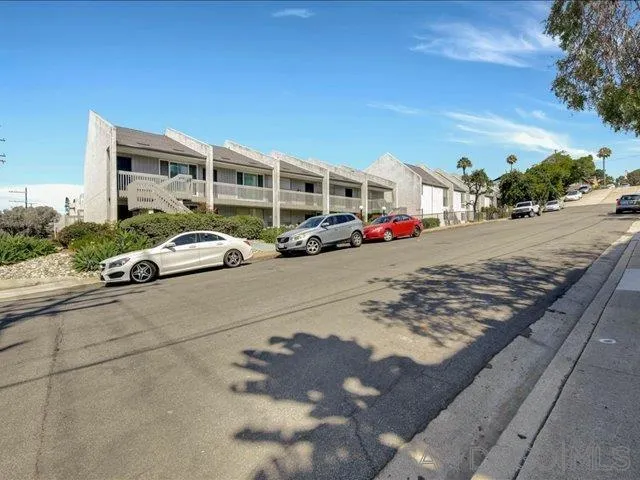 Photo #27: 260016195 Listing: Photo #27
