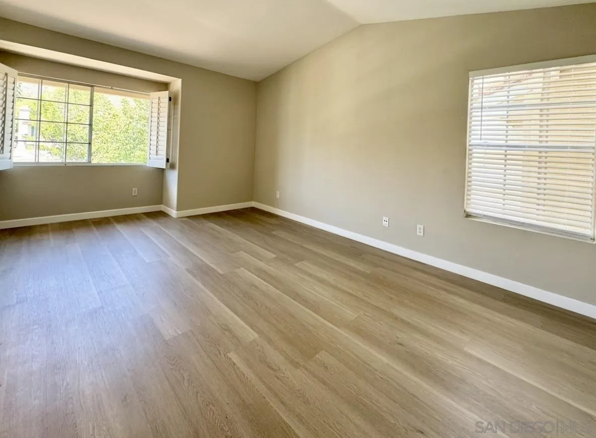 Photo #11: 260016197 Listing: Photo #11