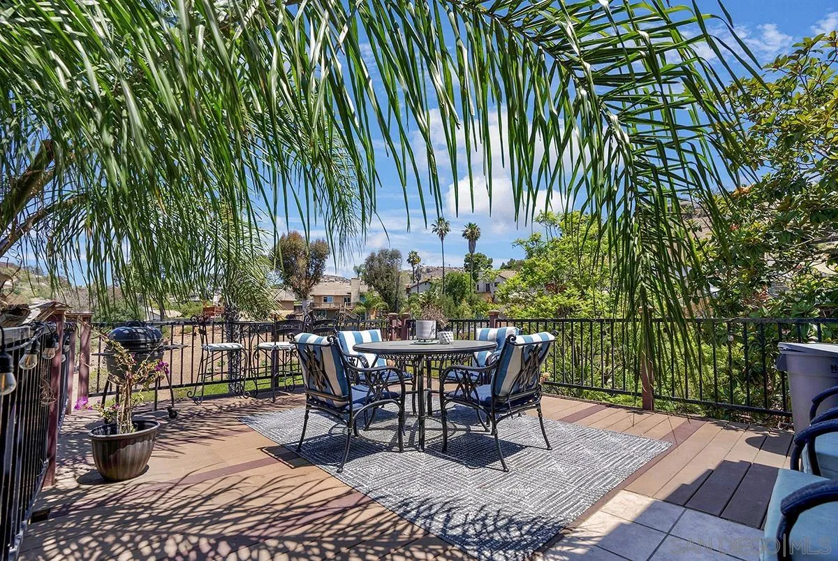 https://cdn.realtyfeed.com/cdn/127/260016199/13cb21c227dea9d7fe480b7684264cba.webp